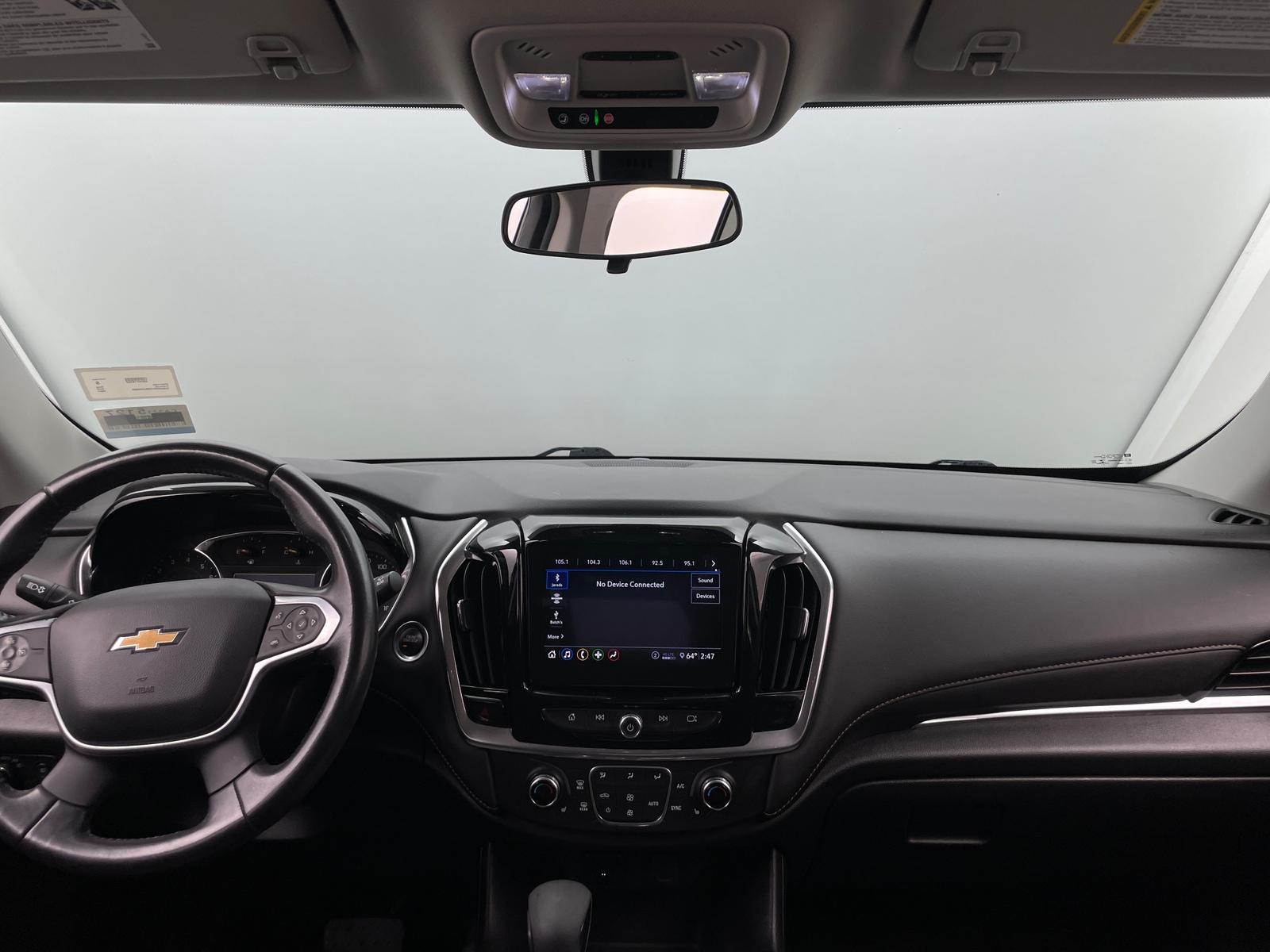 Thumbnail: 2021 Chevrolet Traverse - 3