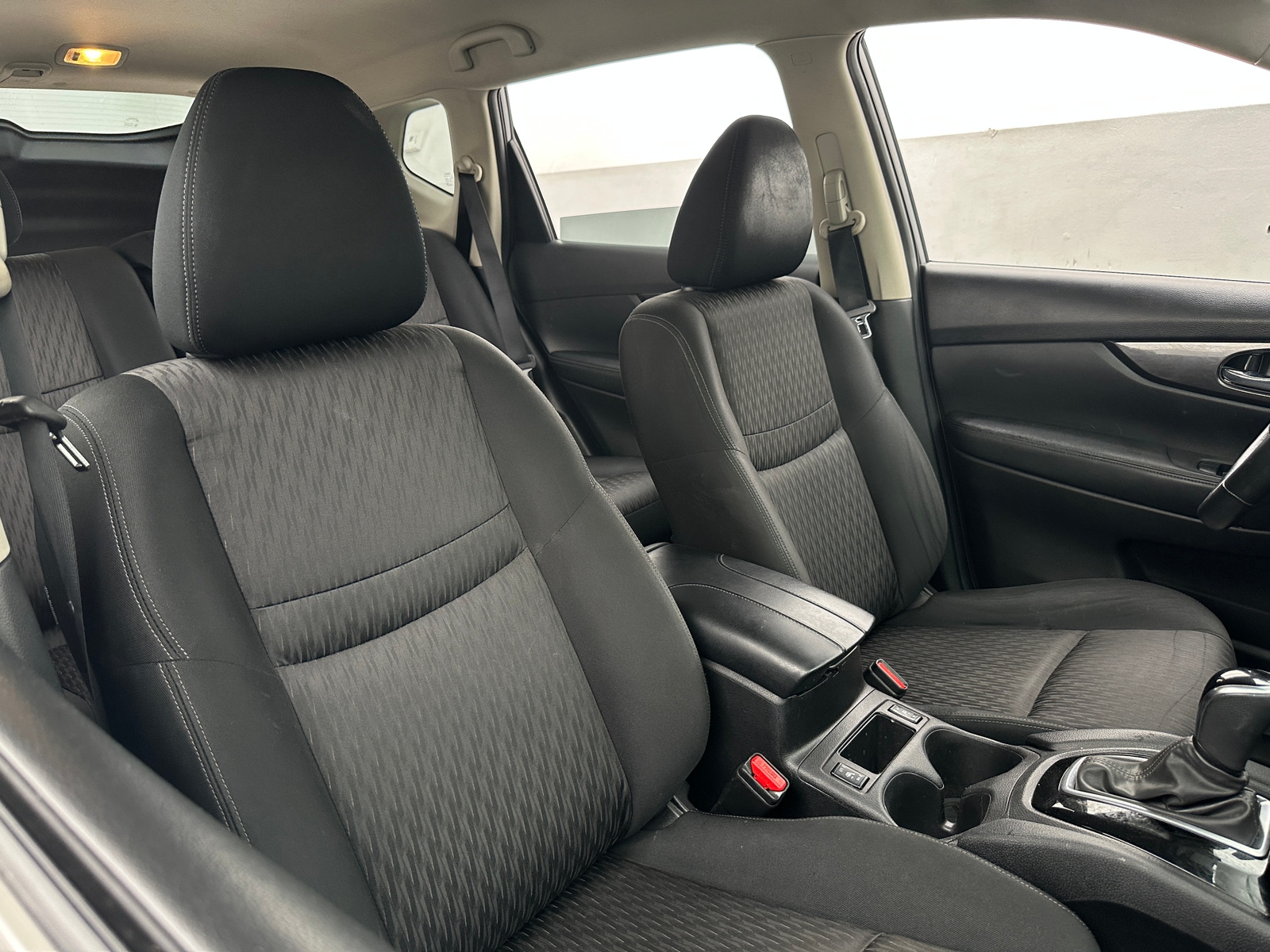 Thumbnail: 2019 Nissan Rogue - 2