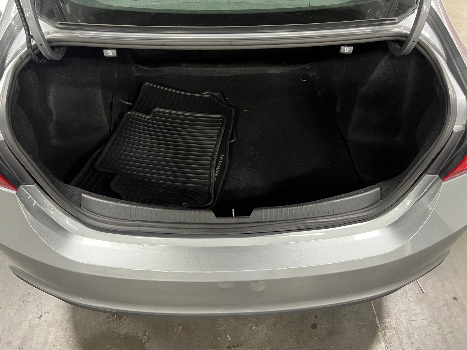 Thumbnail: 2023 Chevrolet Malibu - 7