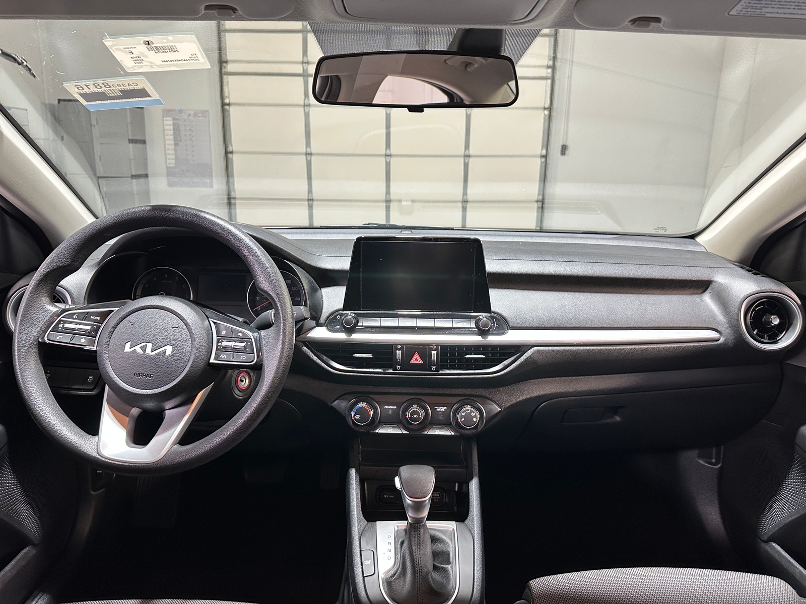 Thumbnail: 2024 Kia Forte - 3