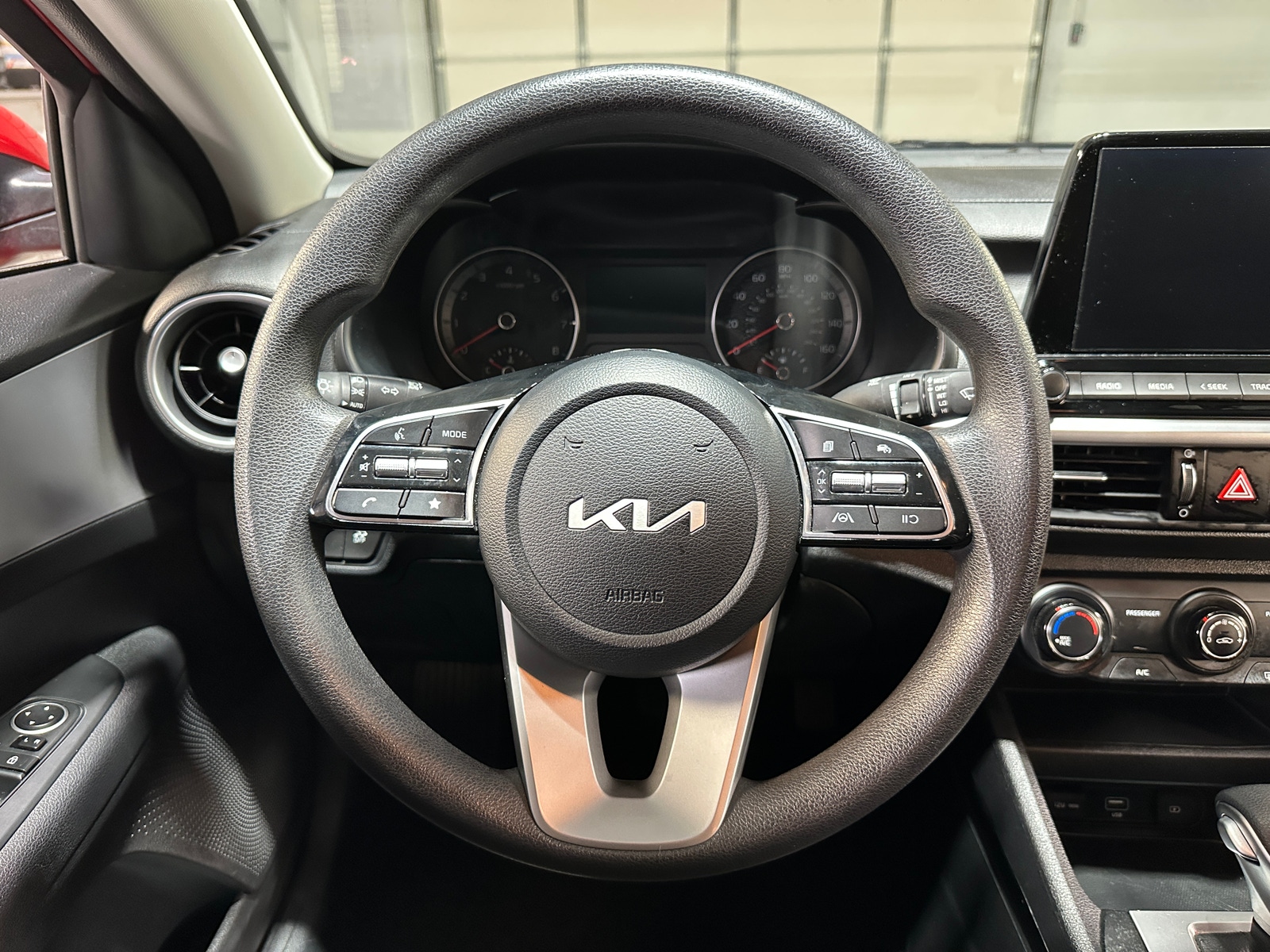 Thumbnail: 2024 Kia Forte - 5