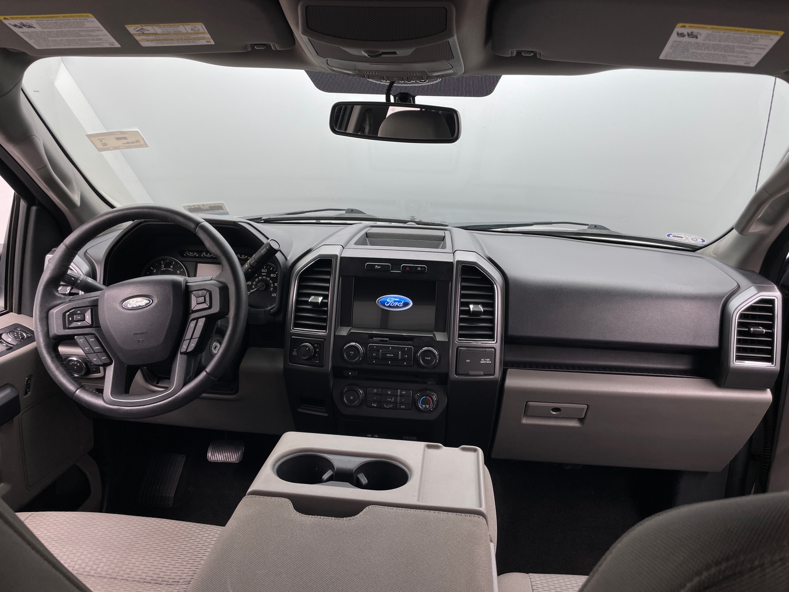 Thumbnail: 2018 Ford Econoline - 3