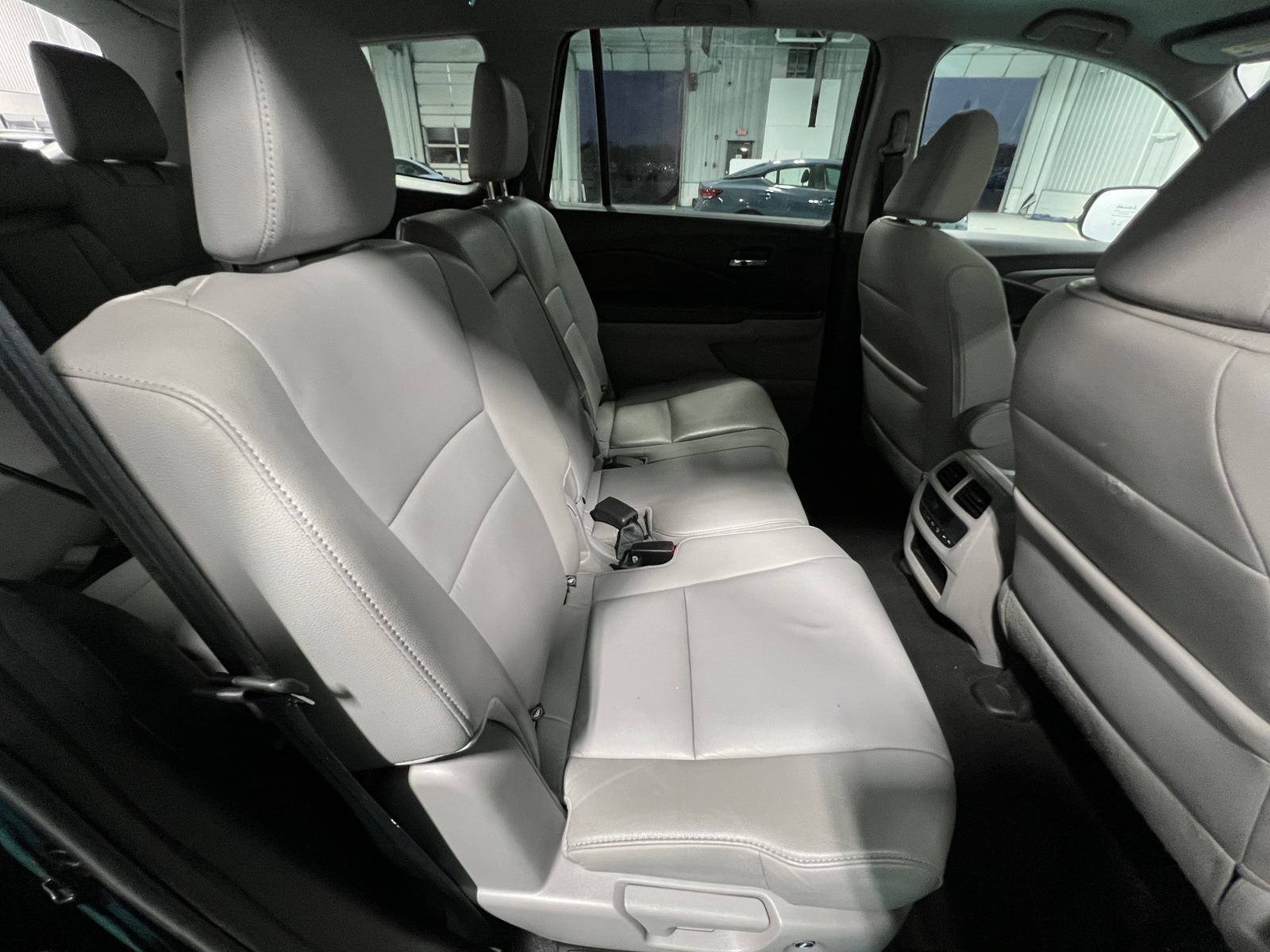 Thumbnail: 2017 Honda Pilot - 5