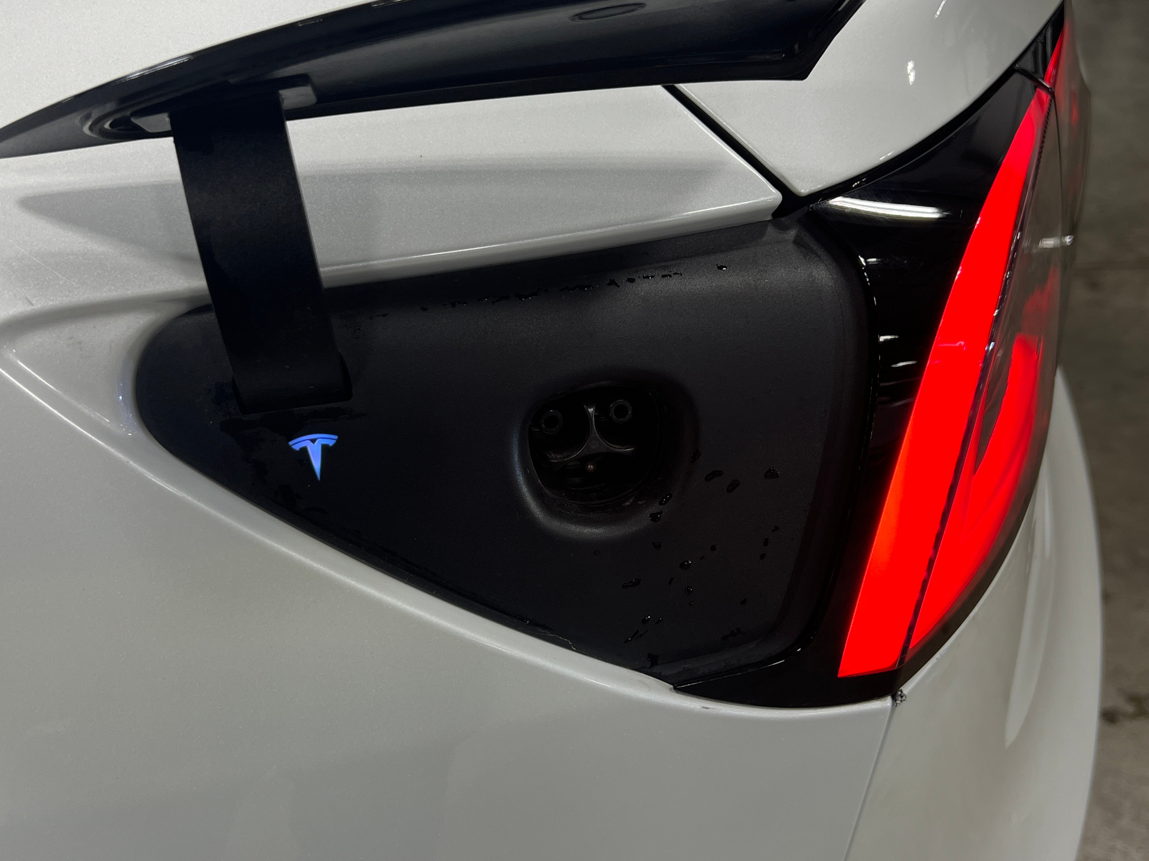 Used 2019 Tesla Model 3 Long Range with VIN 5YJ3E1EB2KF187437 for sale in Oak Creek, WI