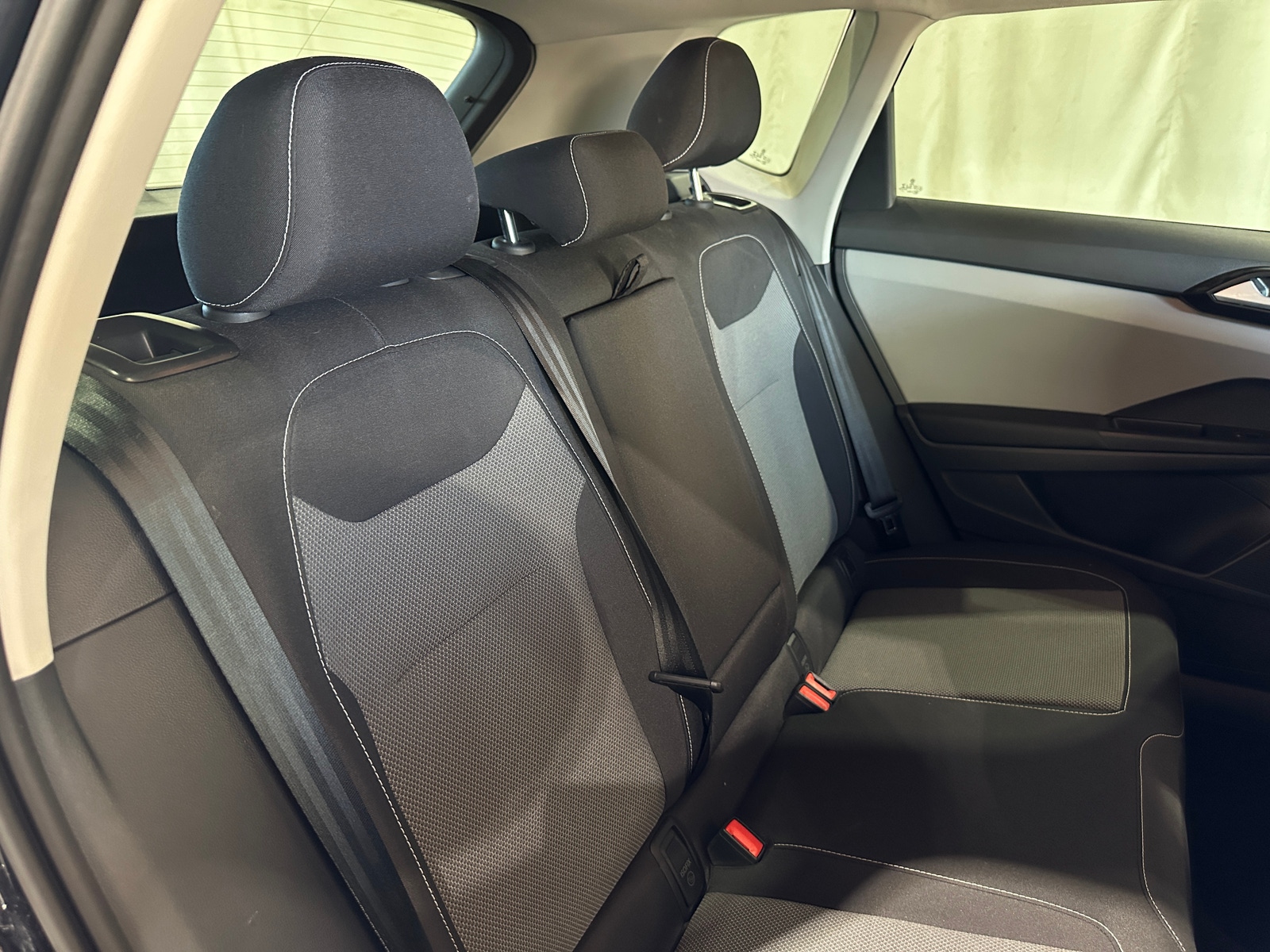 Thumbnail: 2023 Volkswagen Taos - 6