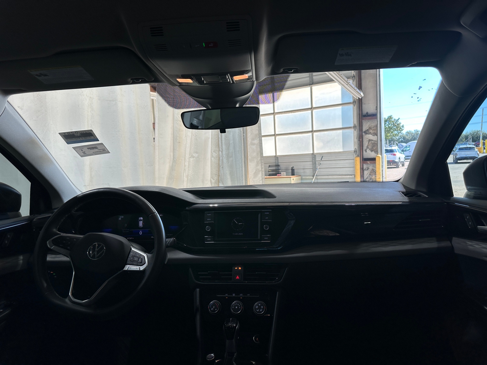 Thumbnail: 2023 Volkswagen Taos - 3