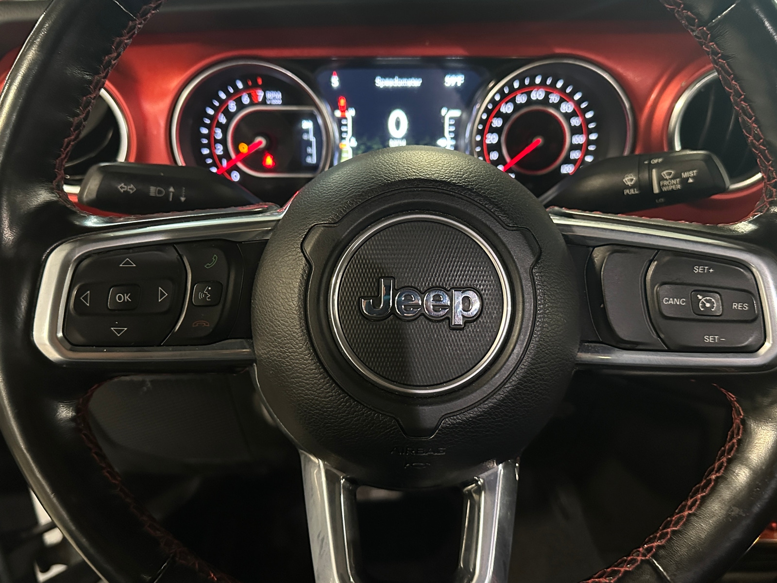 Thumbnail: 2021 Jeep Gladiator - 4