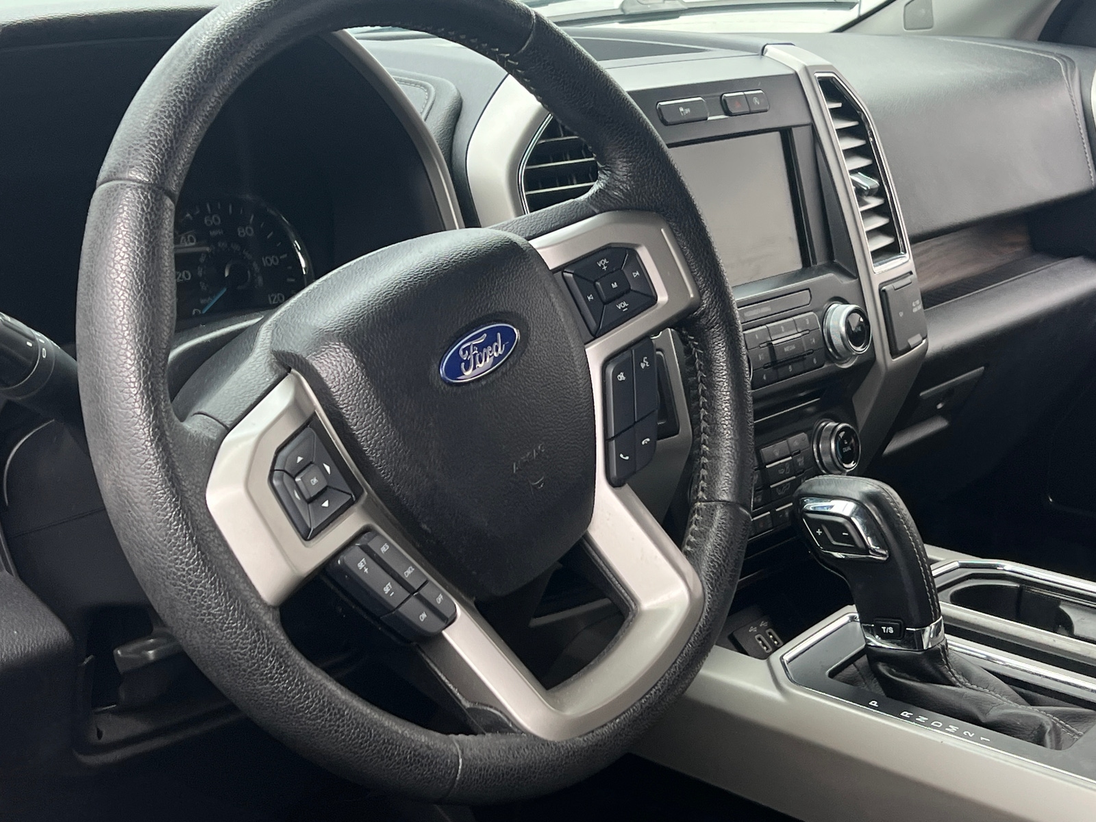 Thumbnail: 2016 Ford Econoline - 4