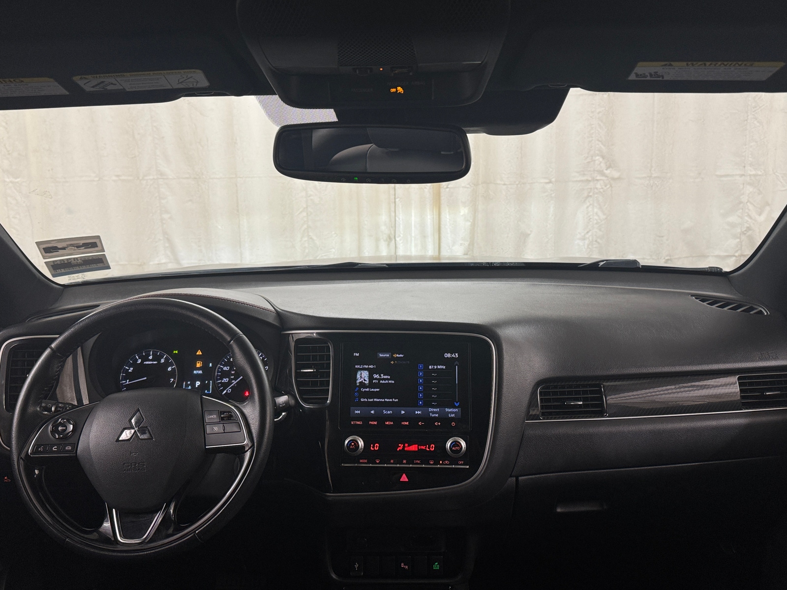 Thumbnail: 2020 Mitsubishi Outlander - 3