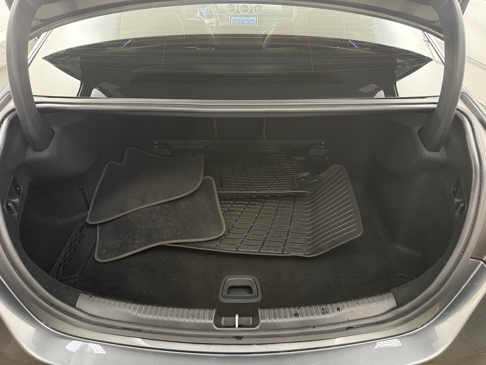 Thumbnail: 2023 Mercedes-Benz C-Class - 6