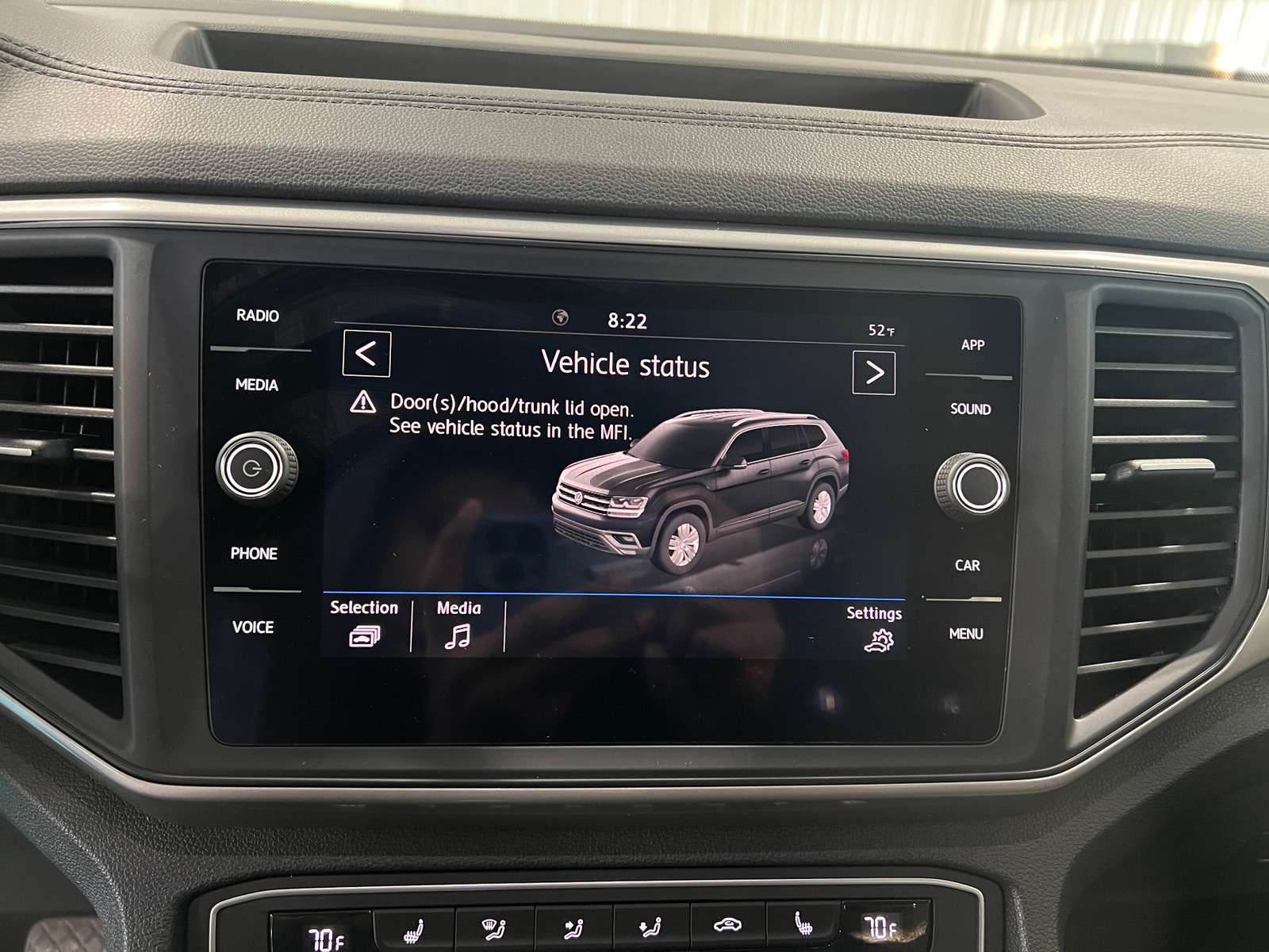 Thumbnail: 2021 Volkswagen Atlas - 3