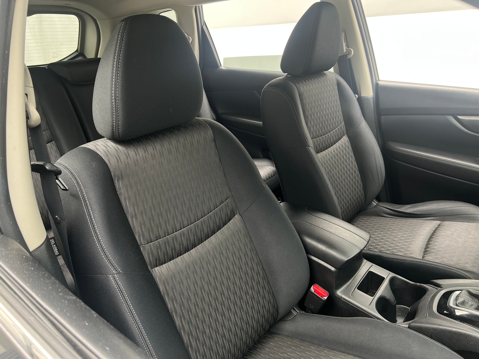 Thumbnail: 2017 Nissan Rogue - 2