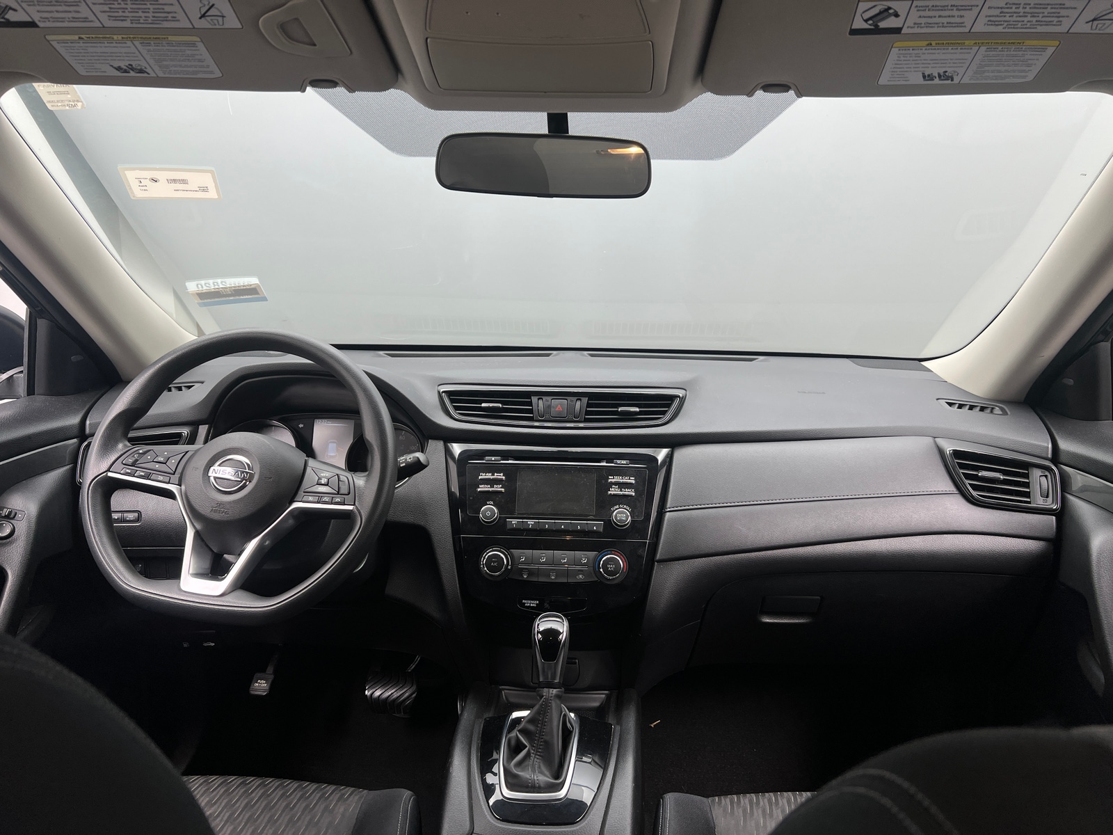 Thumbnail: 2017 Nissan Rogue - 3