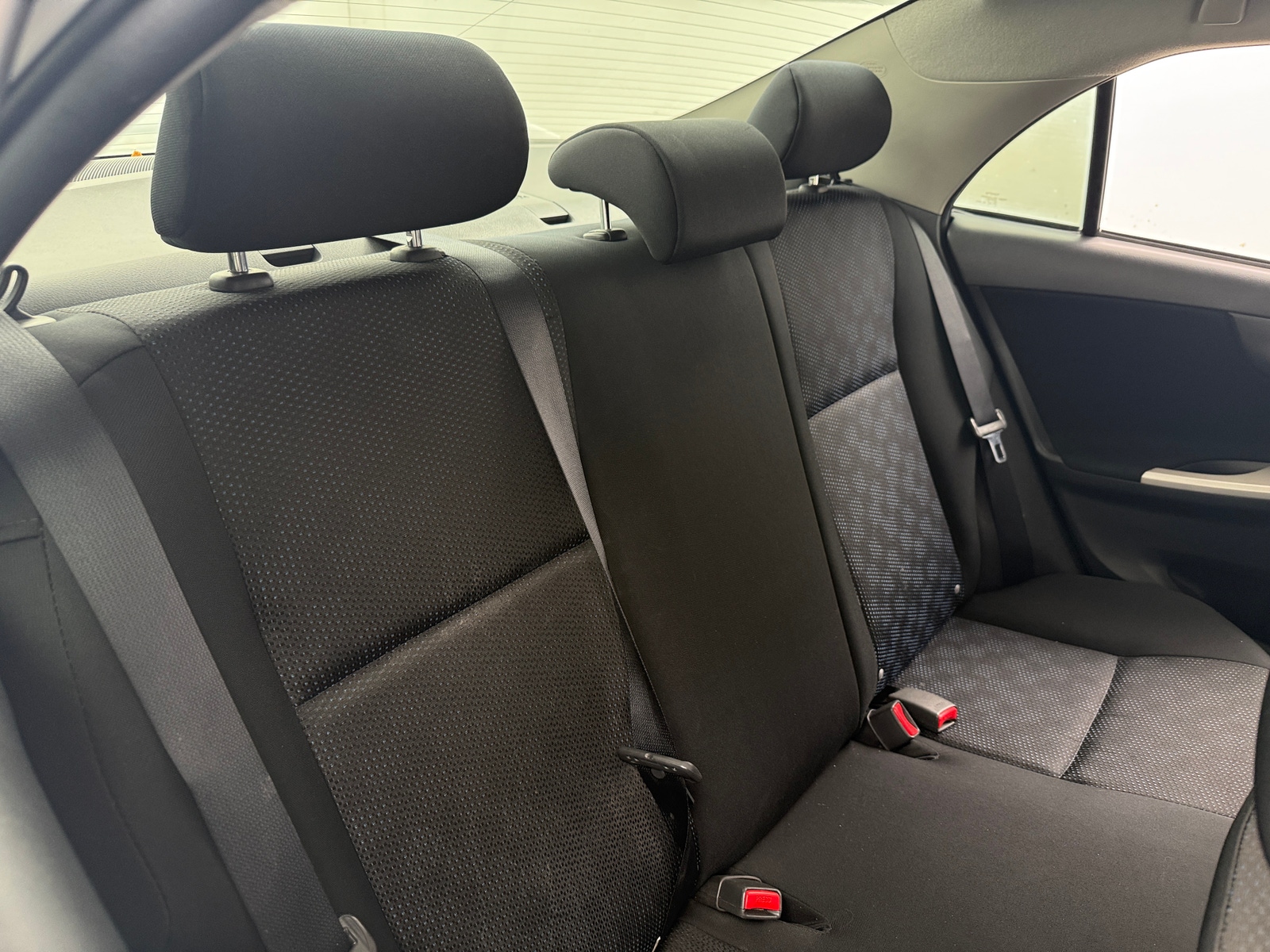 Thumbnail: 2010 Toyota Corolla - 6