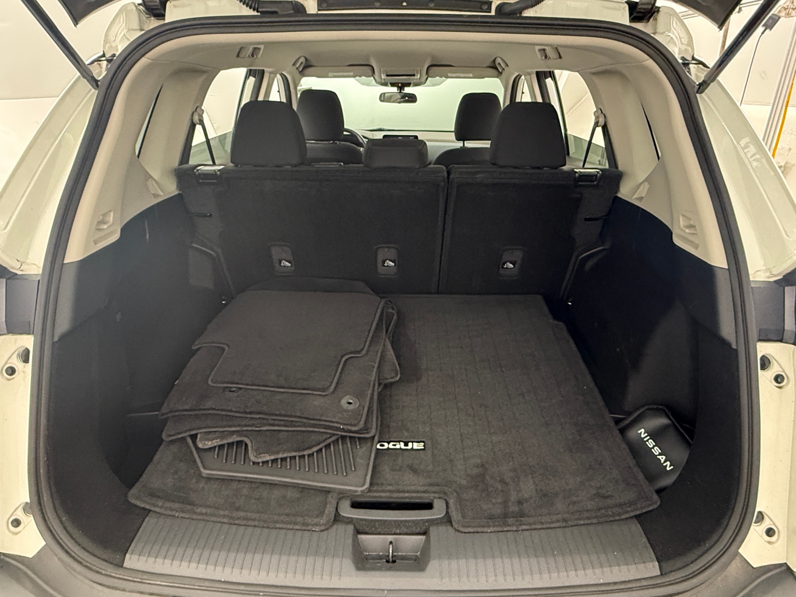 Thumbnail: 2023 Nissan Rogue - 7