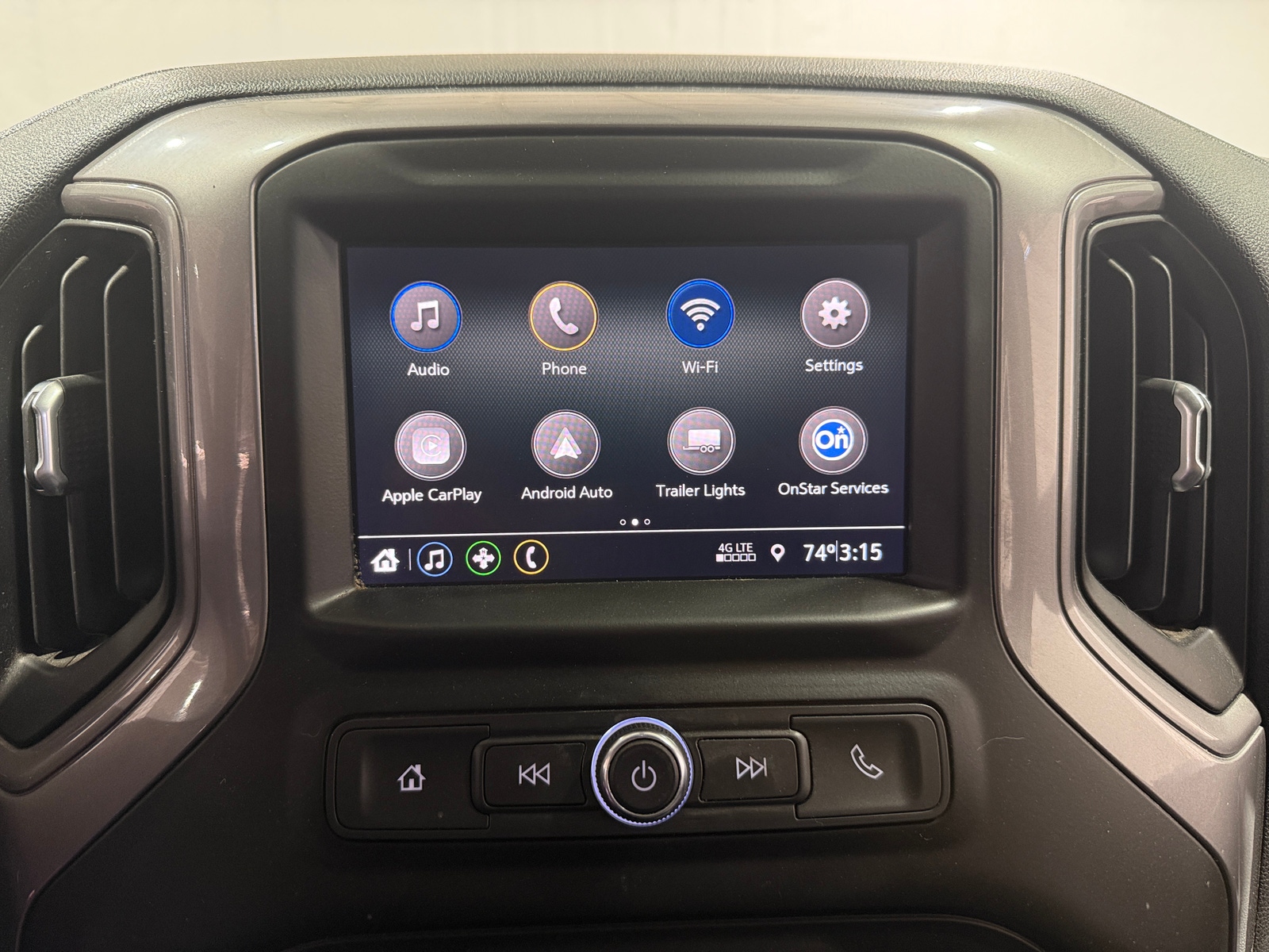 Thumbnail: 2021 Chevrolet Silverado 1500 - 4