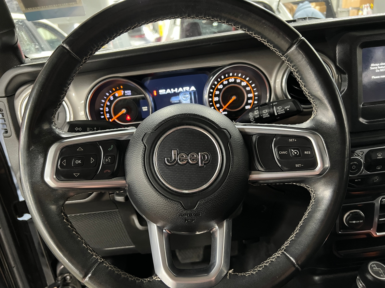 Thumbnail: 2019 Jeep Wrangler - 5