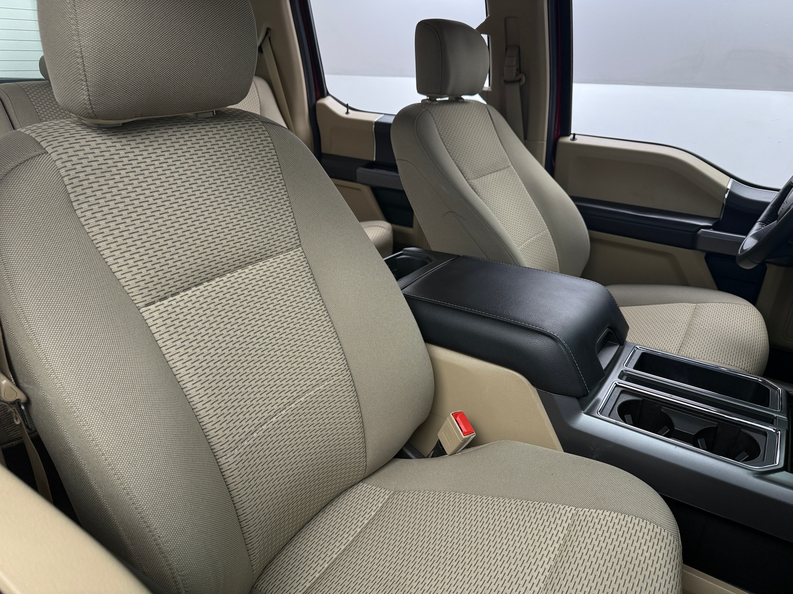 Thumbnail: 2019 Ford Econoline - 2