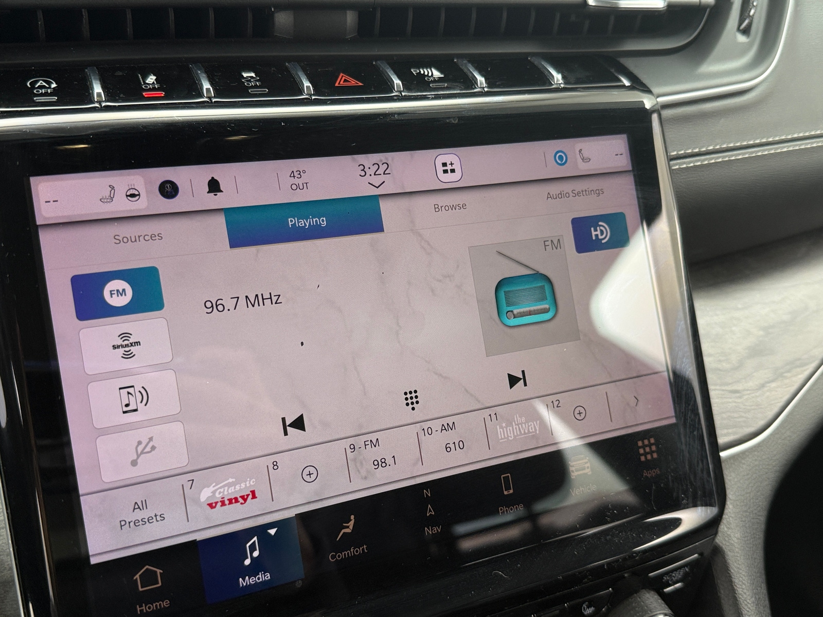 Thumbnail: 2021 Jeep Grand Cherokee L - 3