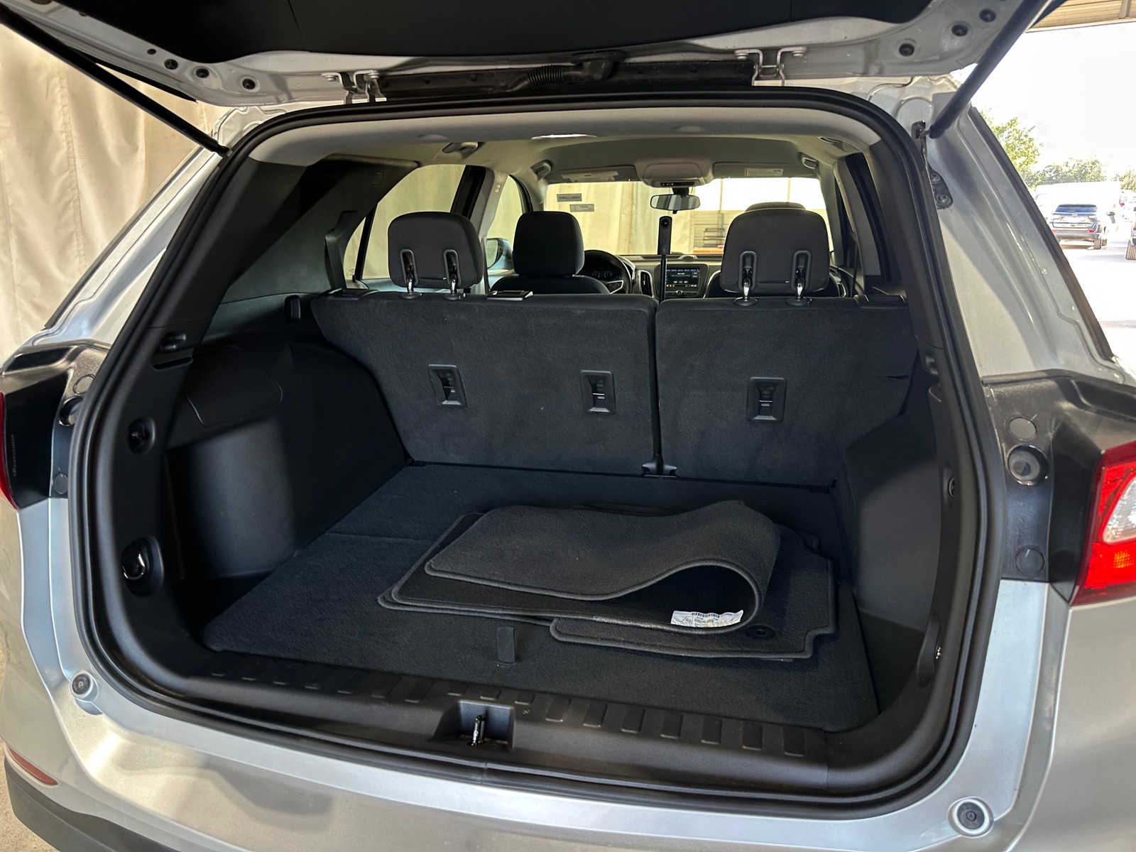 Thumbnail: 2019 Chevrolet Equinox - 7