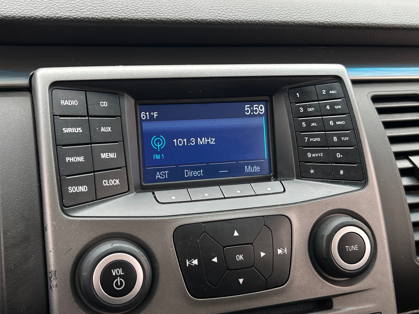 Thumbnail: 2019 Ford Flex - 4