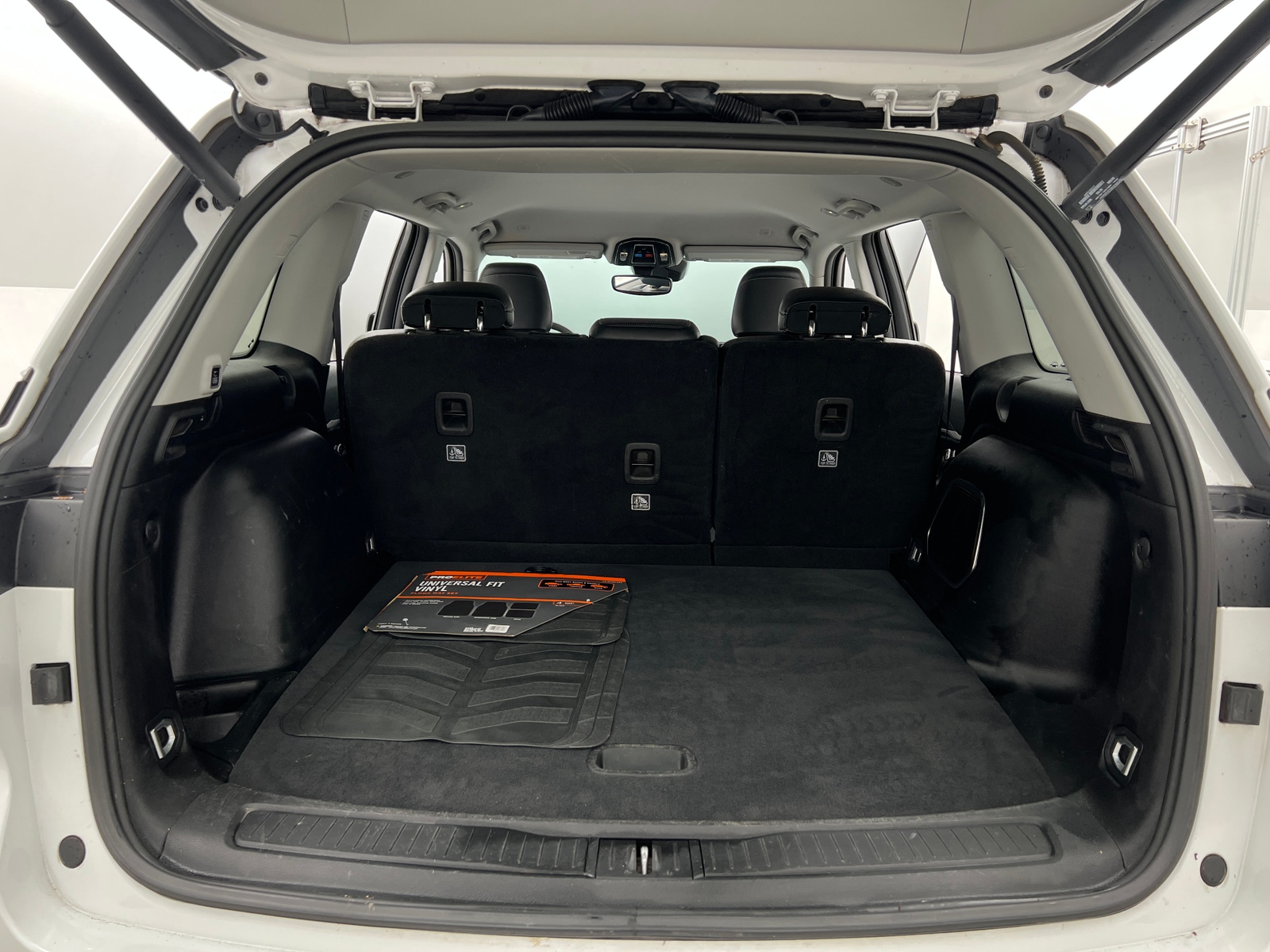 Thumbnail: 2023 Jeep Grand Cherokee - 6