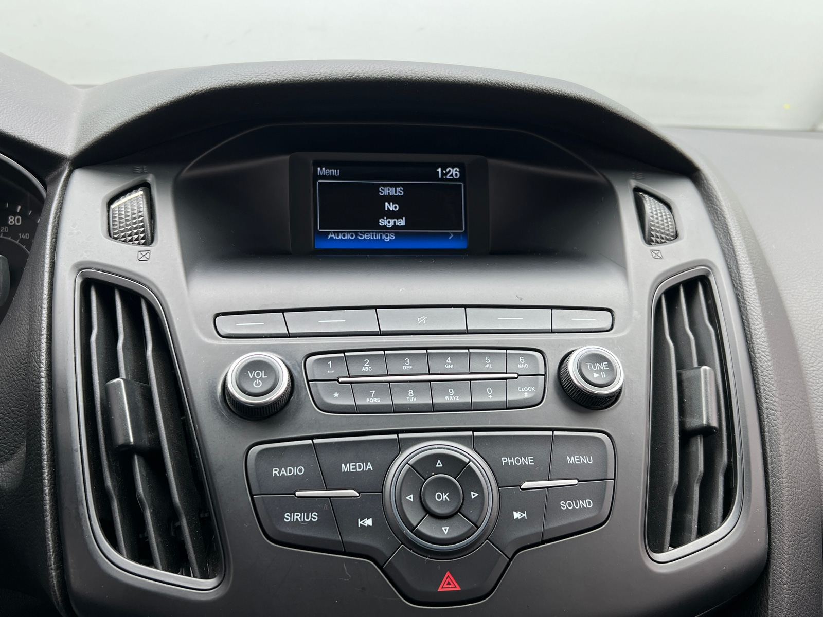 Thumbnail: 2018 Ford Focus - 4