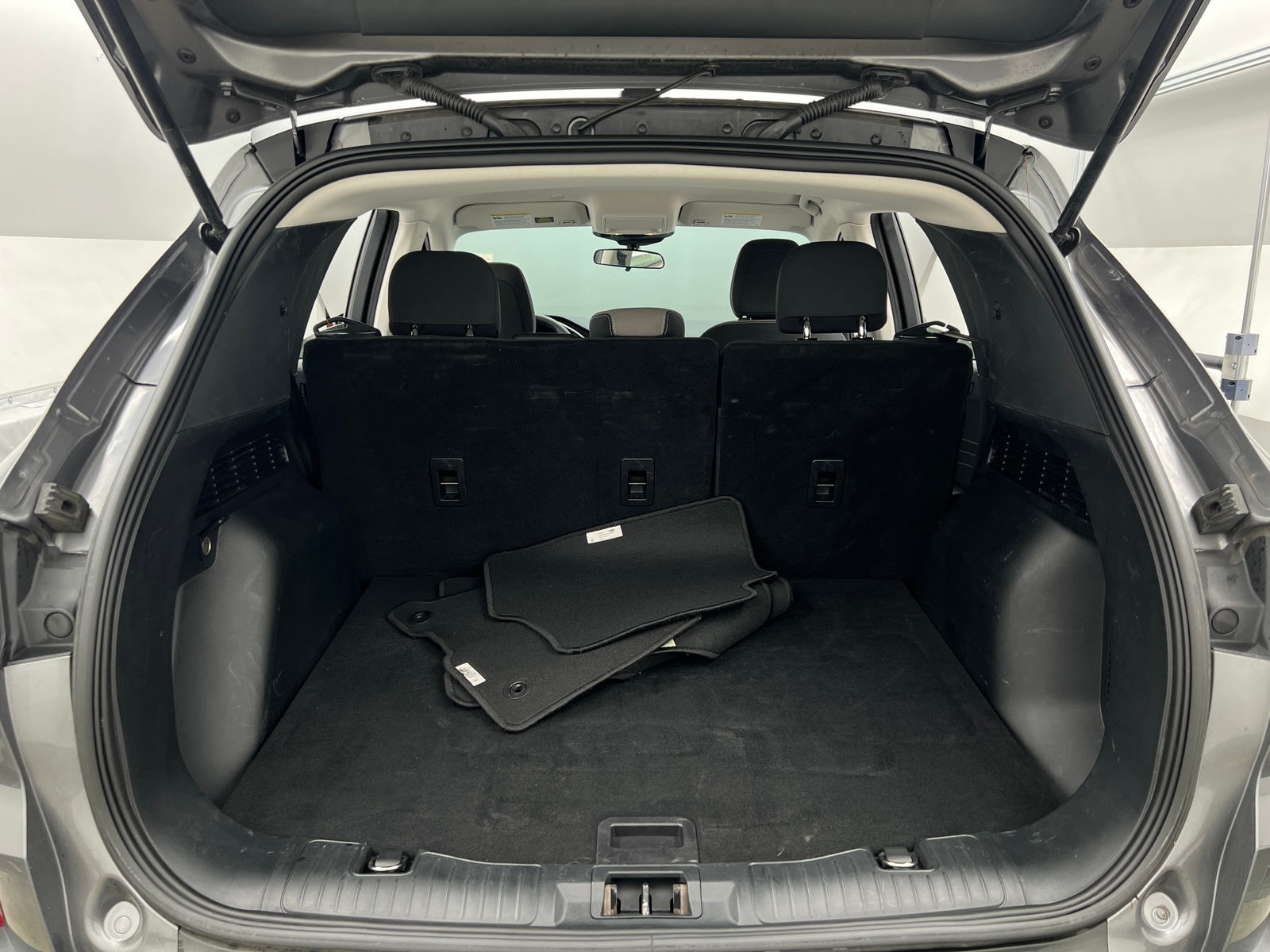 Thumbnail: 2021 Ford Escape - 7