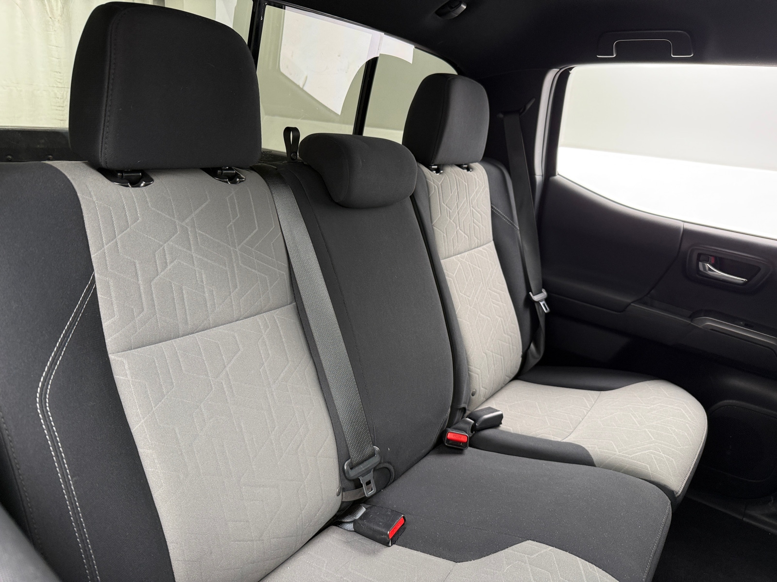 Thumbnail: 2021 Toyota Tacoma - 6