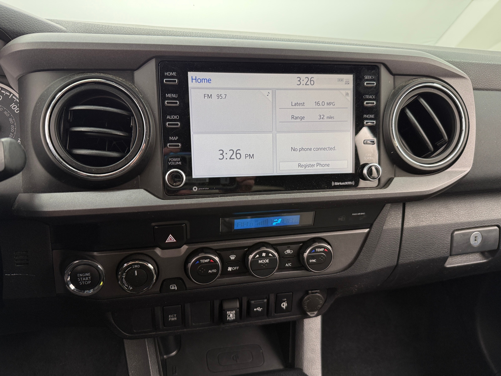 Thumbnail: 2021 Toyota Tacoma - 4