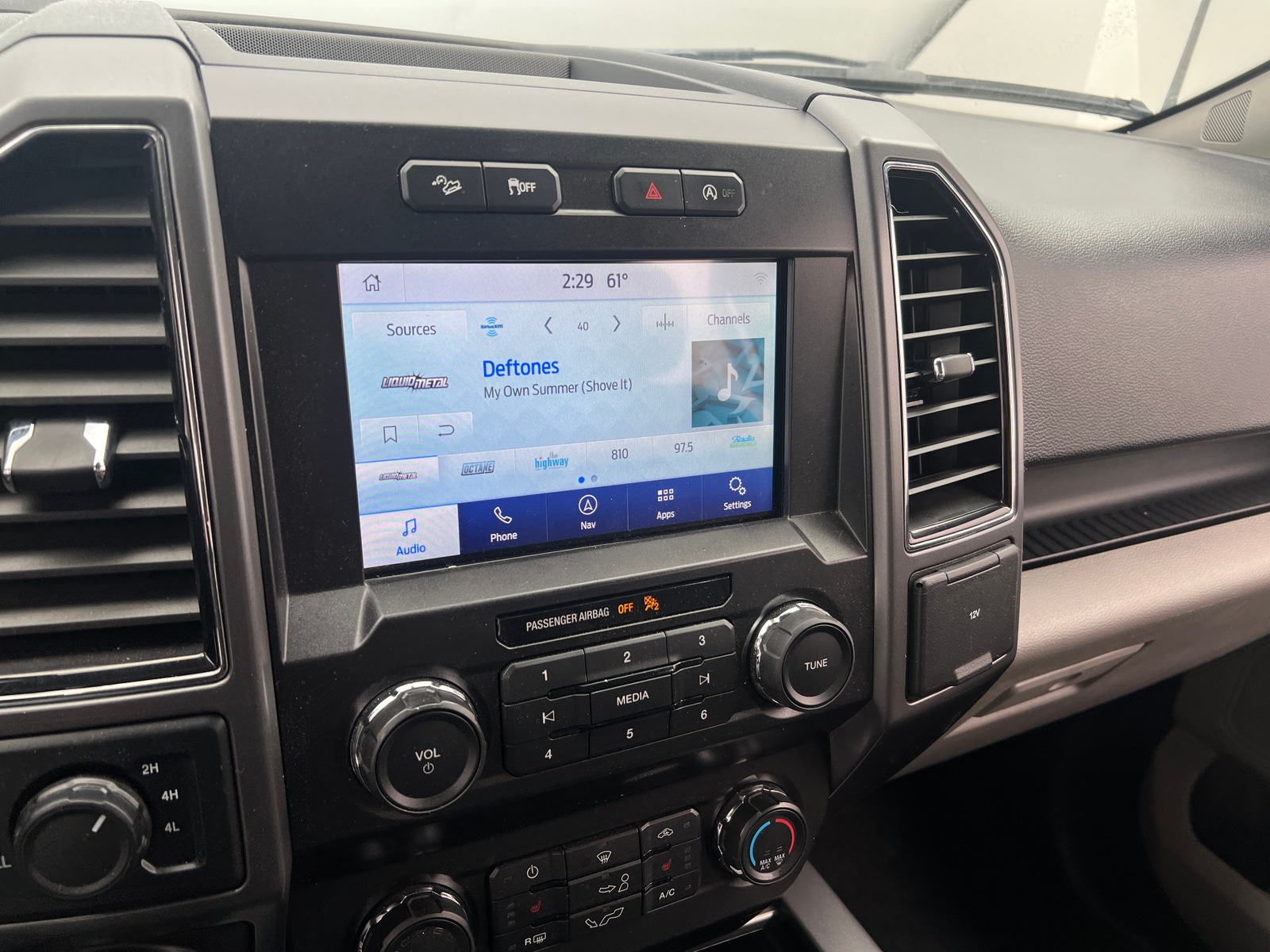 Thumbnail: 2020 Ford Econoline - 4