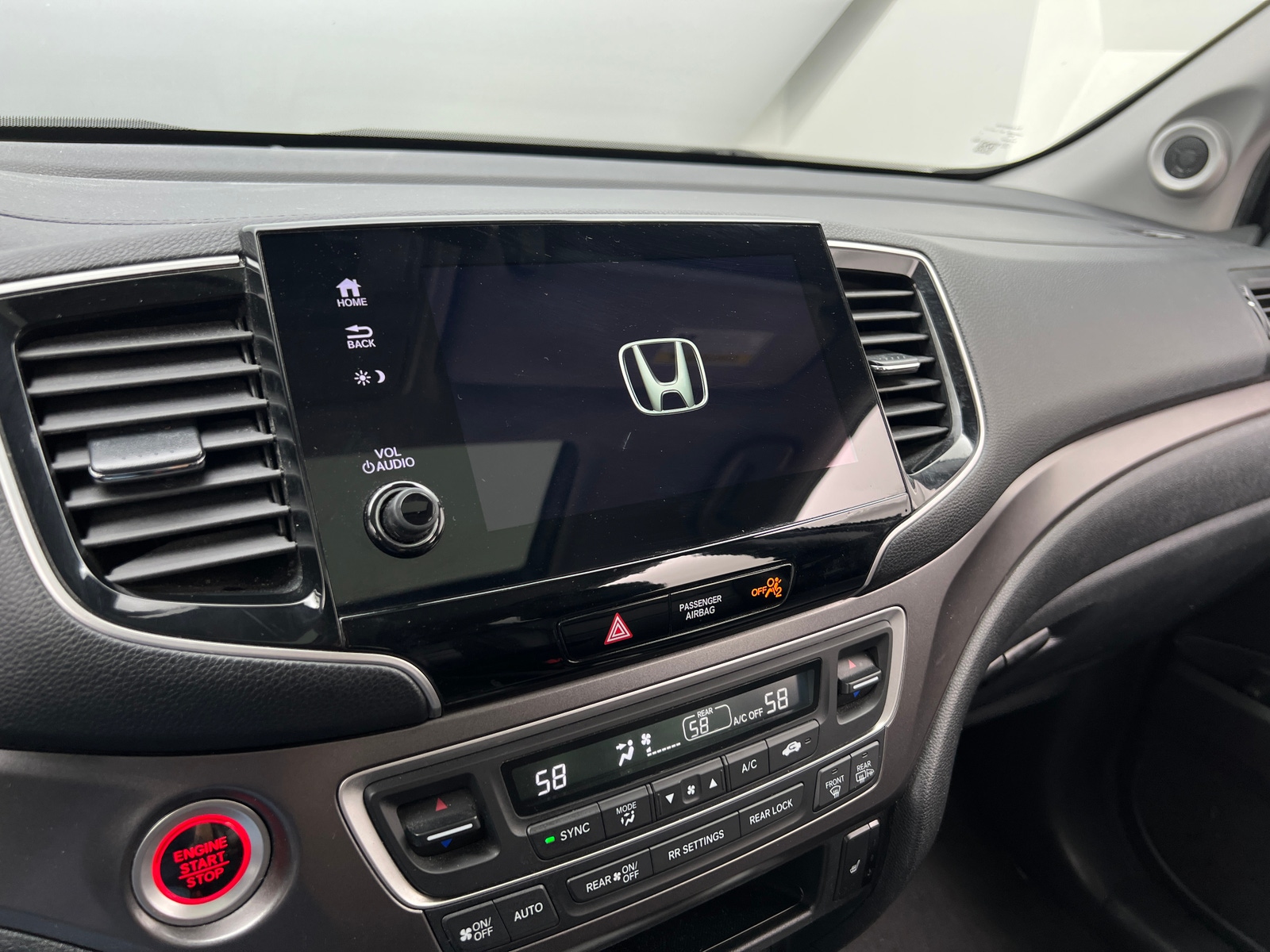 Thumbnail: 2020 Honda Pilot - 3