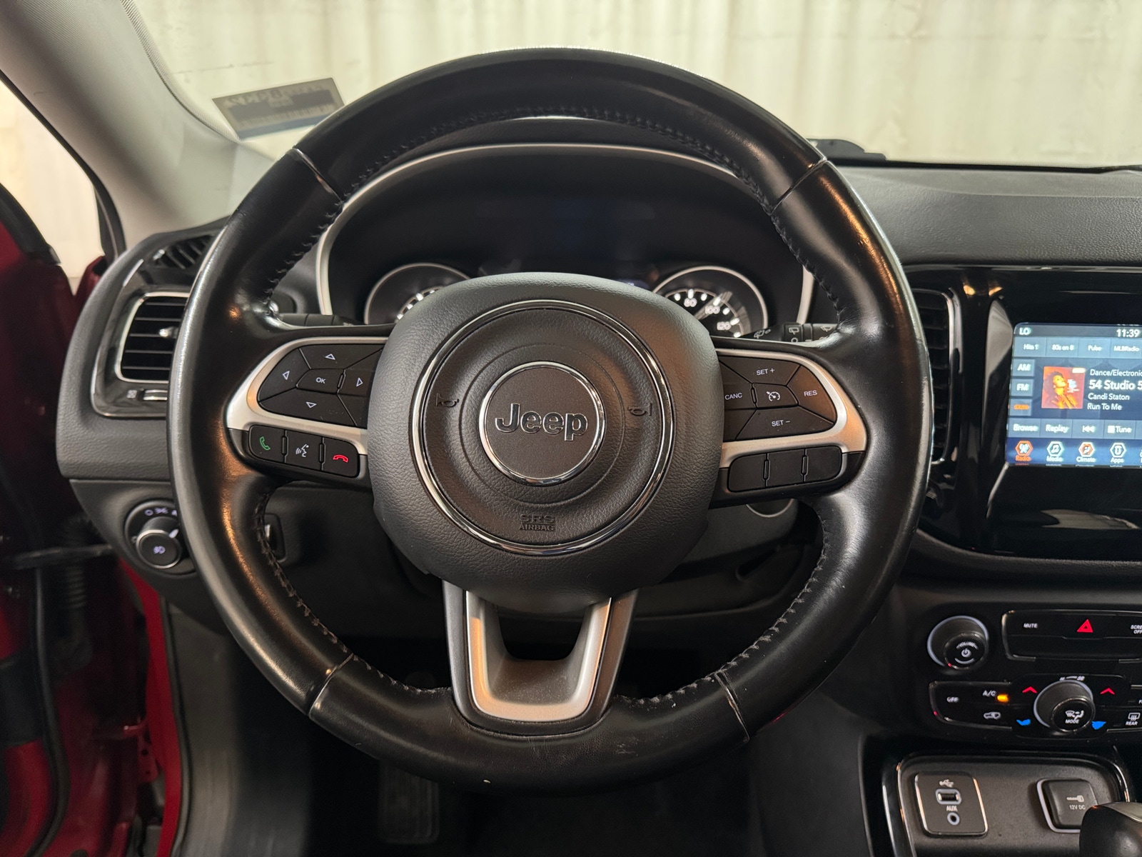 Thumbnail: 2018 Jeep Compass - 4