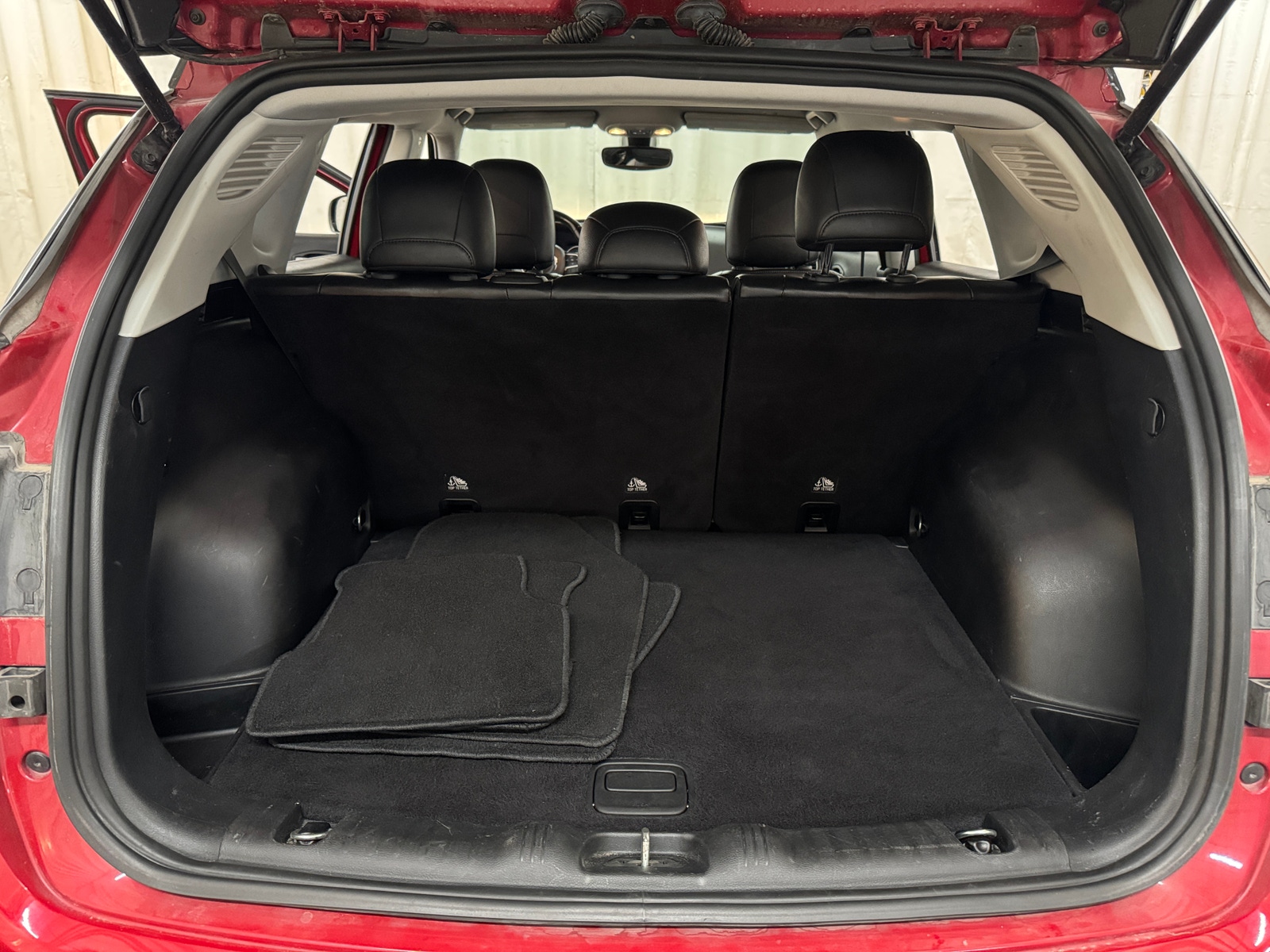 Thumbnail: 2018 Jeep Compass - 6