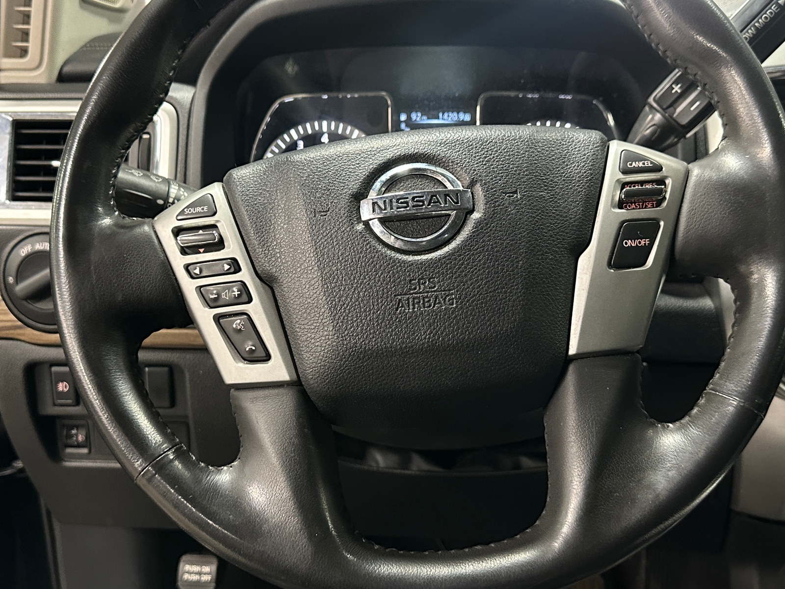 Thumbnail: 2017 Nissan Titan - 4