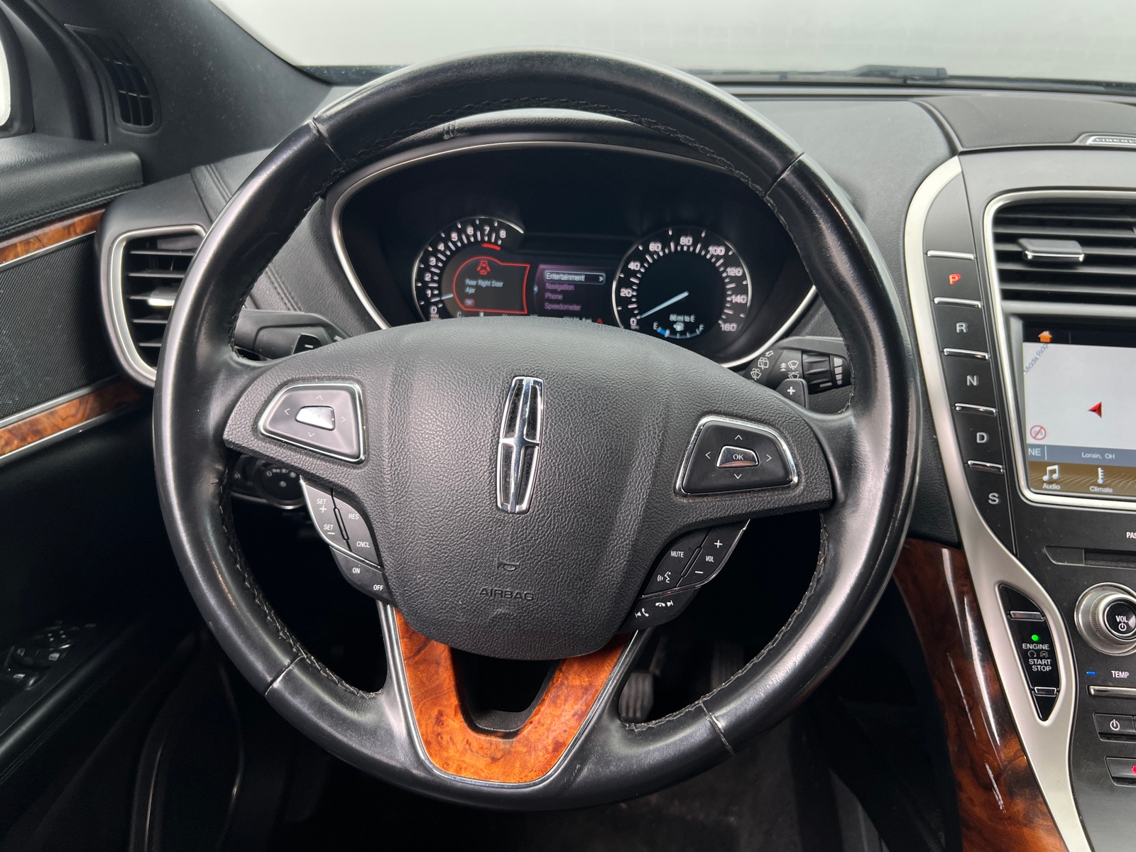 Thumbnail: 2017 Lincoln MKX - 4