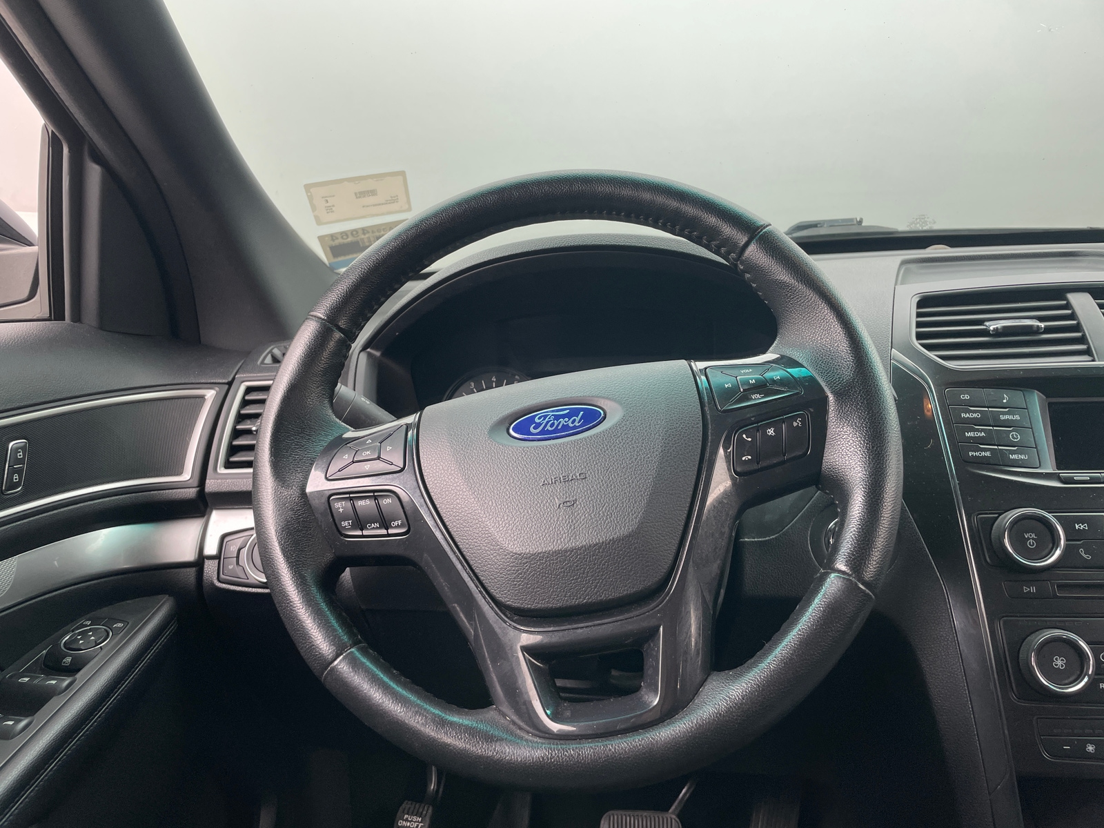 Thumbnail: 2016 Ford Explorer - 5