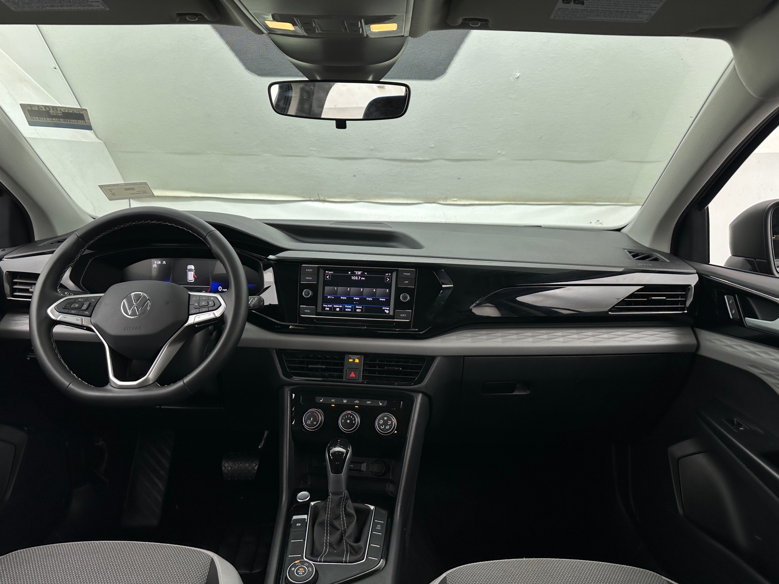 Thumbnail: 2024 Volkswagen Taos - 3