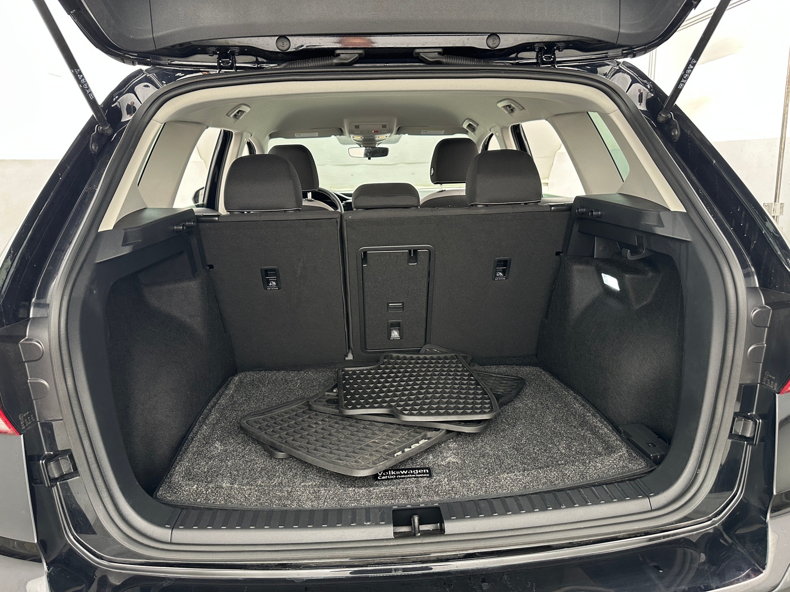 Thumbnail: 2024 Volkswagen Taos - 7