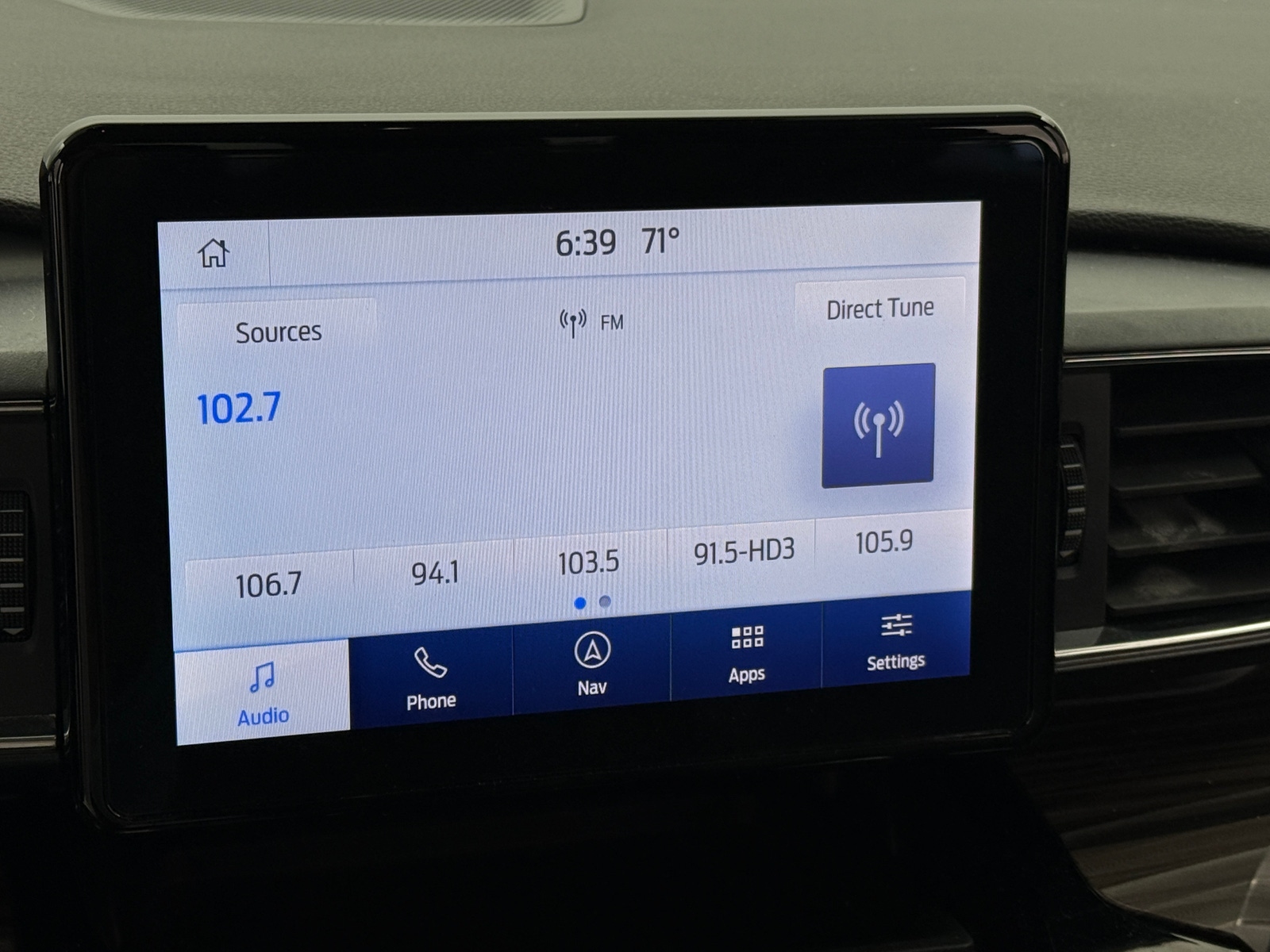 Thumbnail: 2024 Ford Explorer - 3