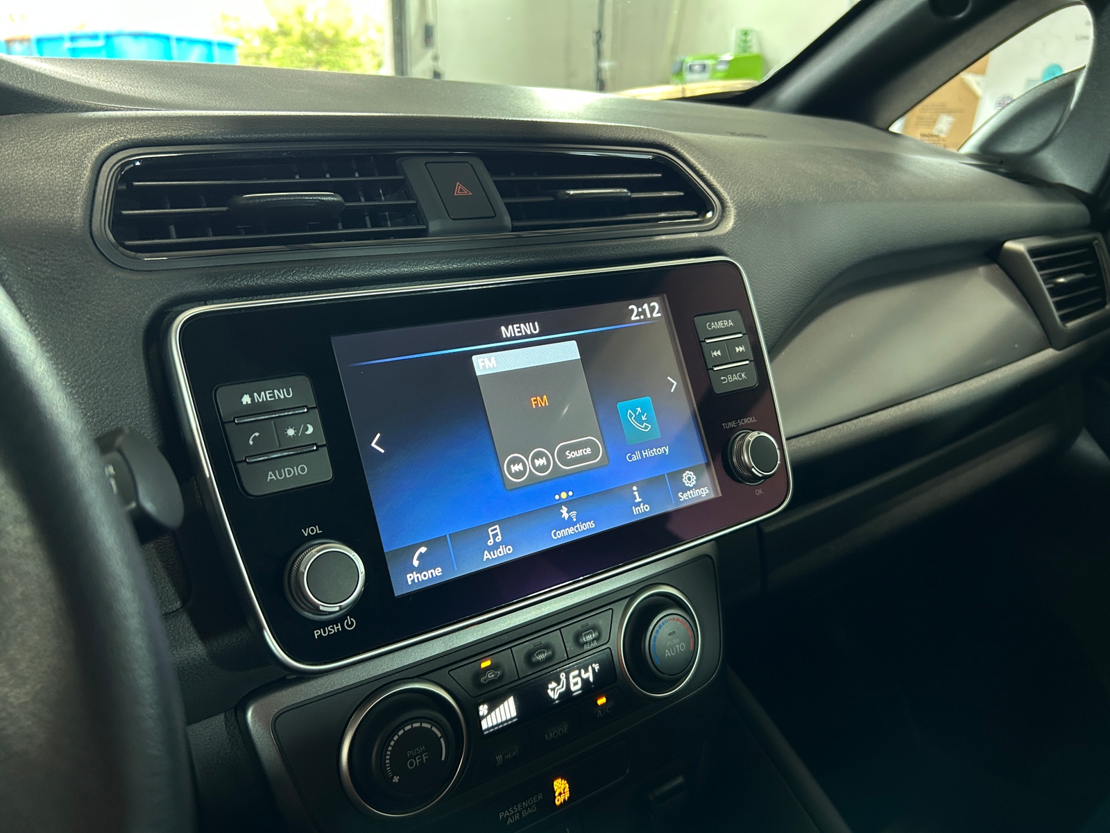 Thumbnail: 2023 Nissan Leaf - 4