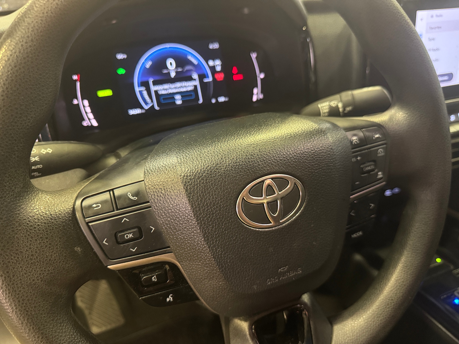 Thumbnail: 2025 Toyota Camry - 5