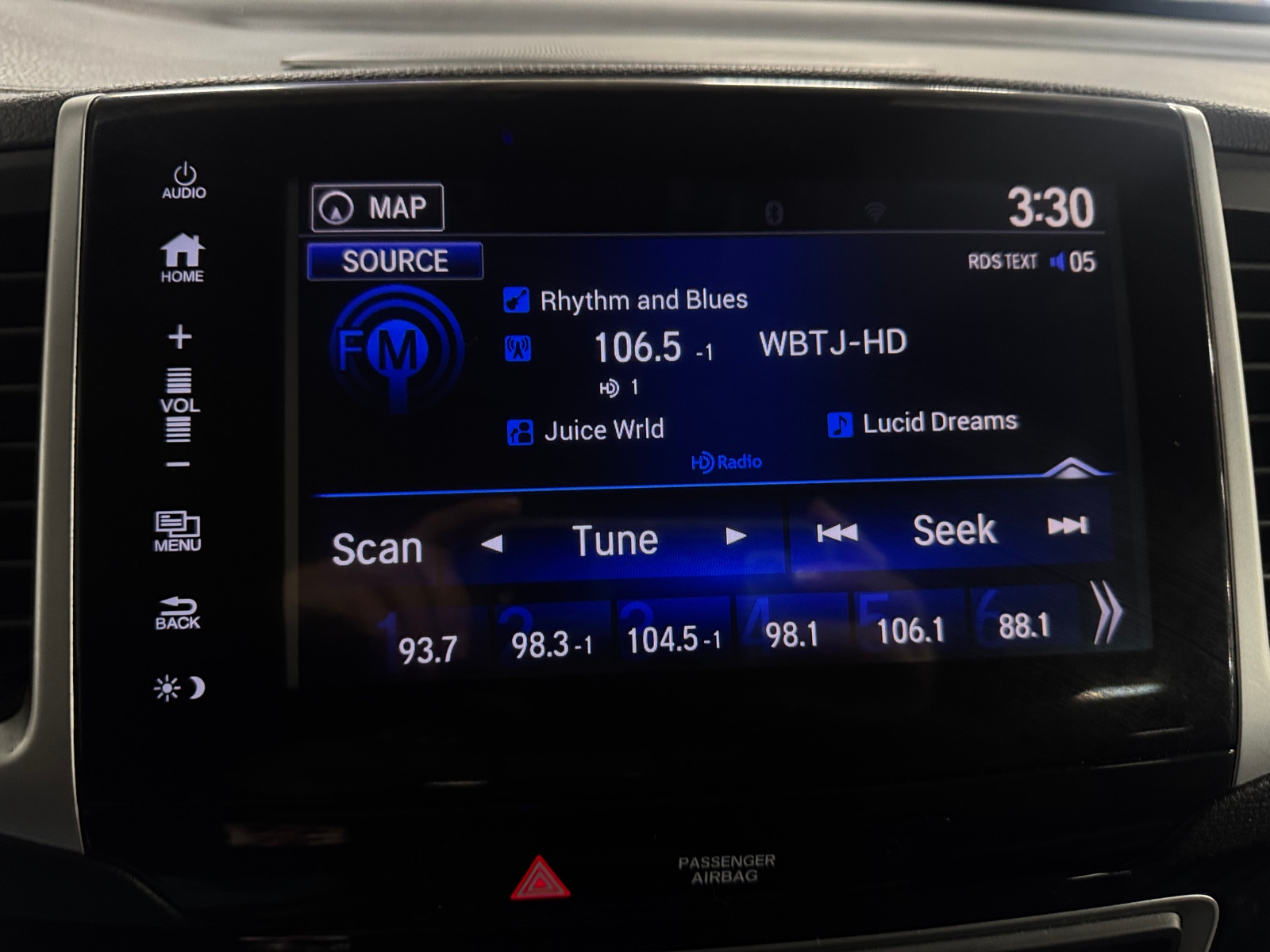 Thumbnail: 2017 Honda Ridgeline - 3