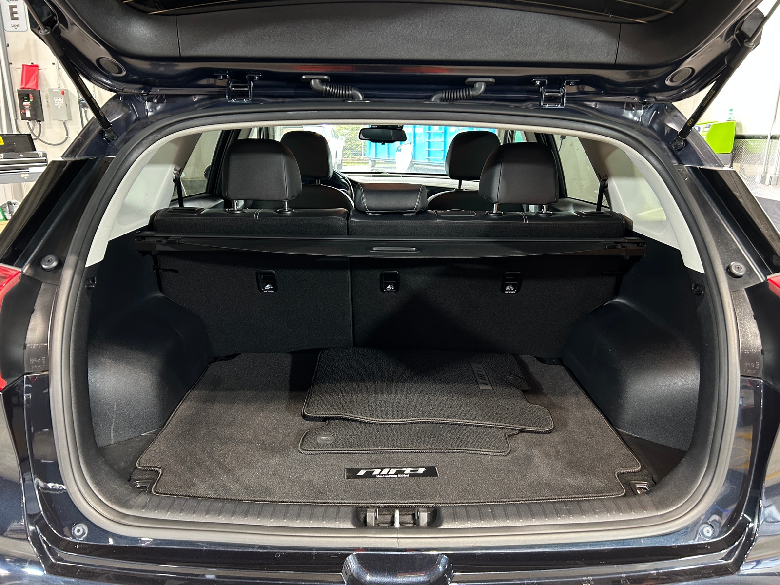 Thumbnail: 2021 Kia Niro - 7