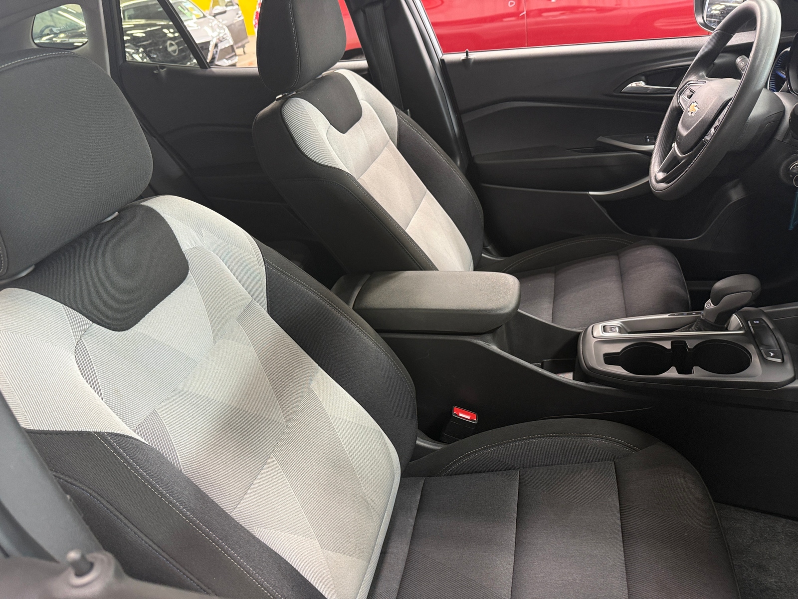 Thumbnail: 2025 Chevrolet Trax - 2