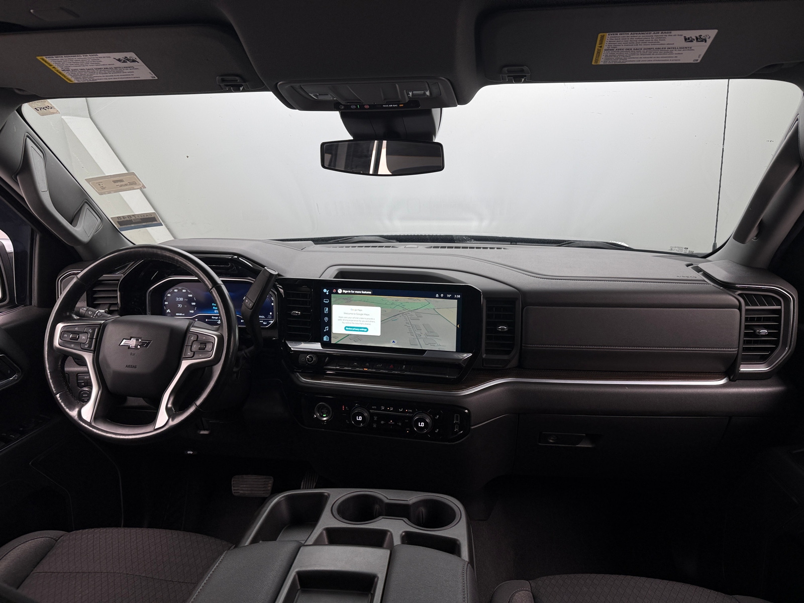 Thumbnail: 2022 Chevrolet Silverado 1500 - 3