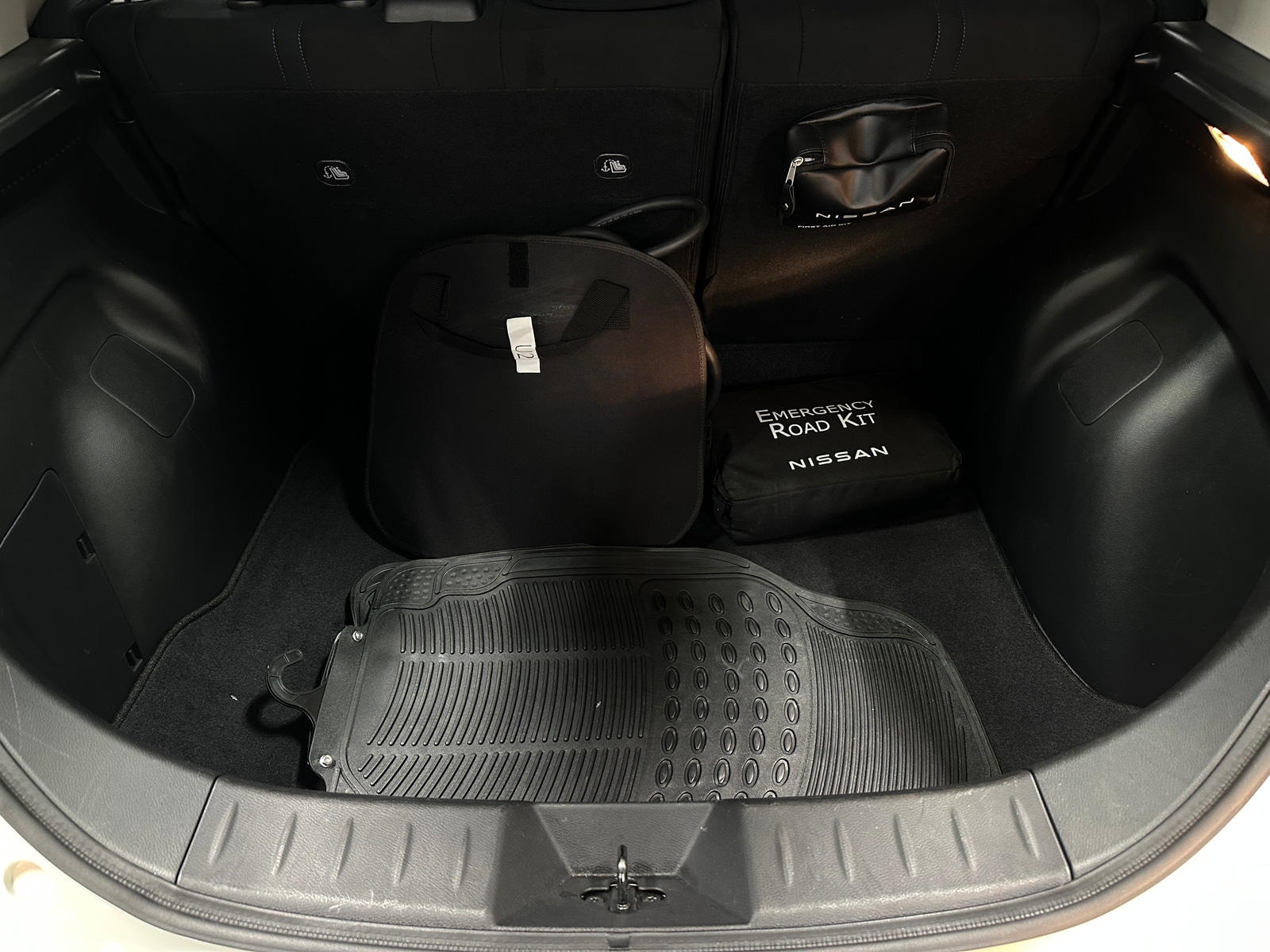 Thumbnail: 2024 Nissan Leaf - 7