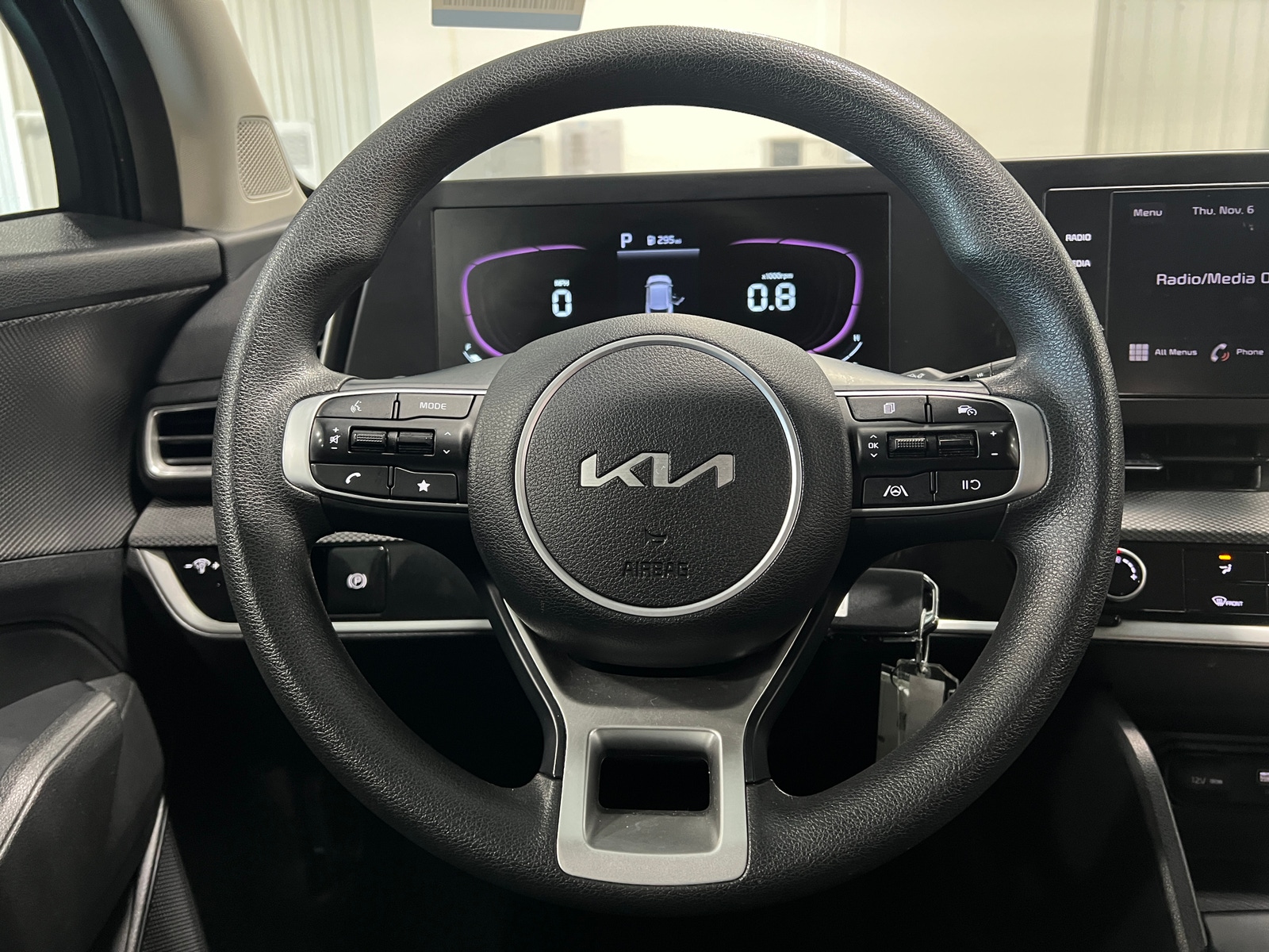 Thumbnail: 2023 Kia Sportage - 5