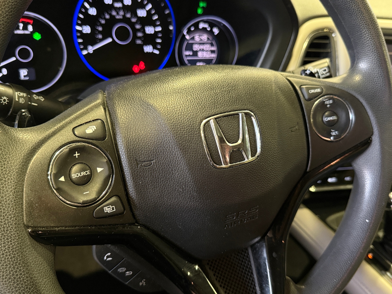 Thumbnail: 2016 Honda HR-V - 5