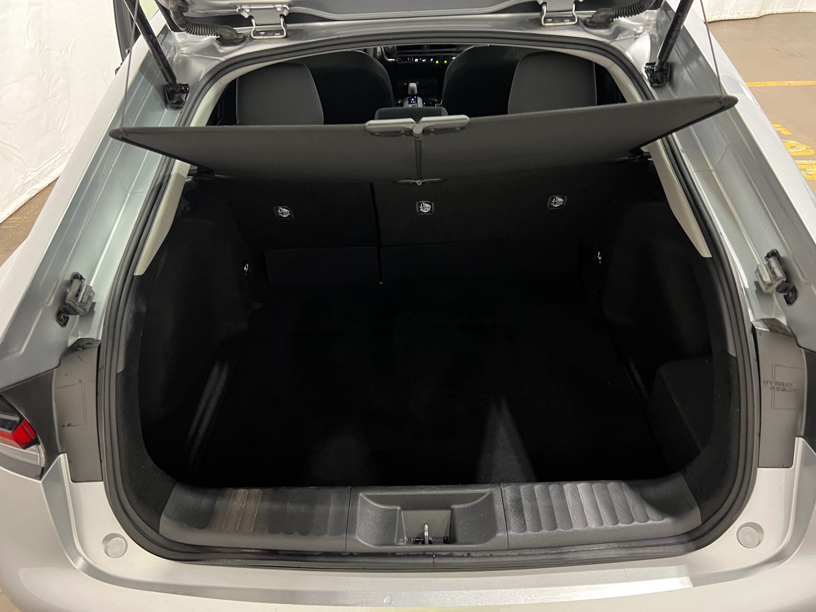 Thumbnail: 2025 Toyota Prius - 7